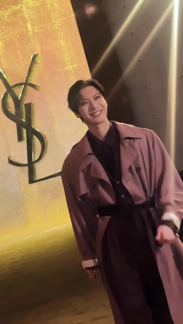 #NCT #TEN @tenlee_1001 with #YSL 💜

#TENxSaintLaurent
#WayV @ysl