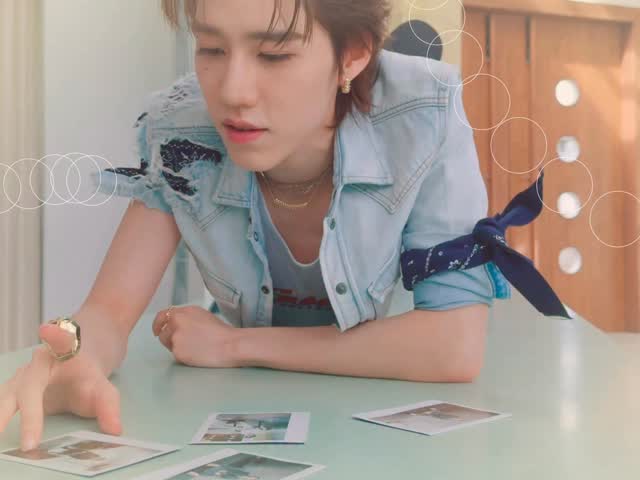 脑海里都是你  一躺下就来恶作剧 💖
ขอโทษละกัน (friend to friend) เวอร์ชันภาษาจีนนะเพื่อน ๆ

‘PP KRIT - friend to friend (就范 jiu fan) - Official MV’ Out Now
: https://youtu.be/m3-pROdruS8

Streaming Platforms
: https://ppkrit.lnk.to/friendtofriendjiufan

#就范jiufan_MV #就范jiufan
#PPKrit_ขอโทษละกัน
#PPKritEntertainment #PPKritt