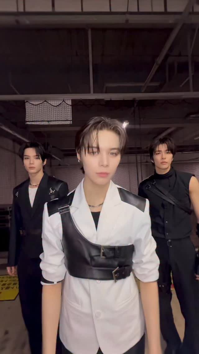 Crown👑

#HANBI #SONGHA #JUSTIN 
#DANIEL #SMTR25