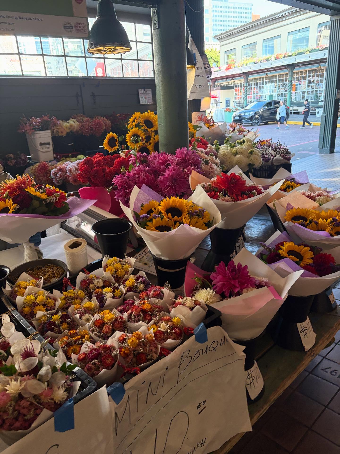 시애틀 파이크 플레이스 마켓
수제 잼과 김치 장인의 묵은지와 물김치