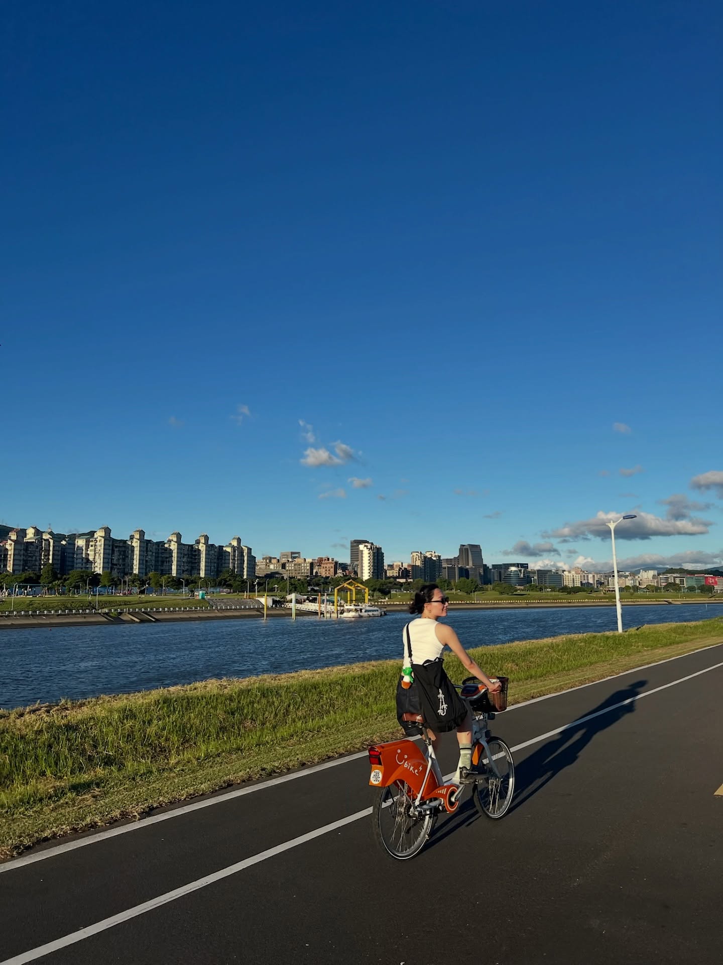 點播一首：夏天妳要離開我了！
with love 💖