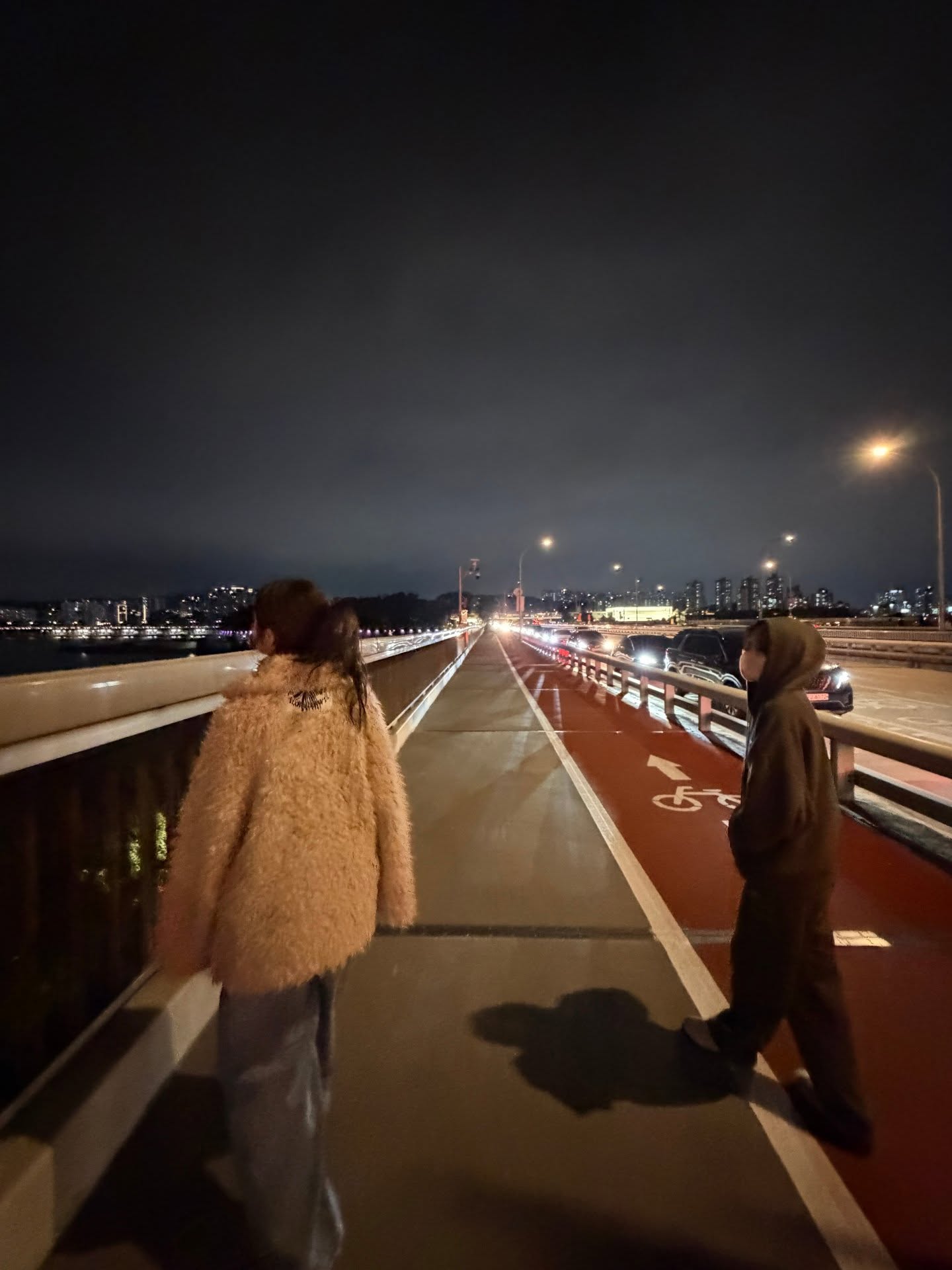 좀 쌀쌀하다잉 드디어 아우터 시즌이 왔다 (yes!)