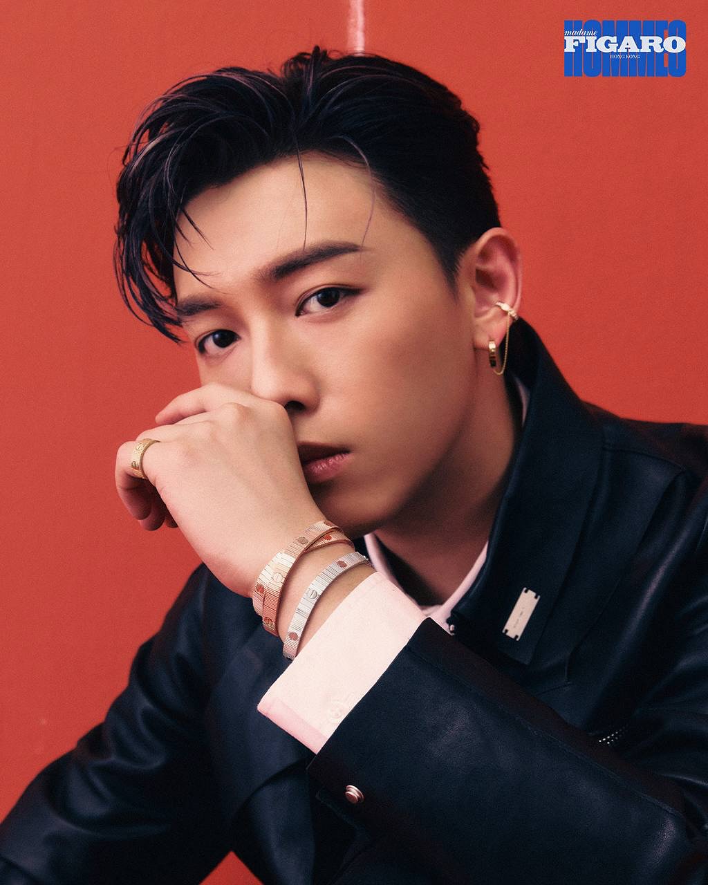 多謝 @madamefigarohk  #figaroissue 的訪問。幾年之間，不知算不算真的長大了，但學會了頂硬上，也學會愛自己，更清楚自己的想法，做自己喜歡的事情，唱愛唱的歌，呢個成長體驗的確唔錯。

Figaro Production: @madamefigarohk
Cover Jewellery : @cartier
Photographer : @hungmc 
Stylist : @eeeeeyli 
Styling assistant: @janicepang 
Hair: @myos_cliffchan 
Makeup: @circlexoo

#madamefigarohk #FigaroVideo #FigaroProduction #MCCheung #張天賦 @Cartier #Cartier #CartierHK #cartierlove #FreshGaze #時尚更迭