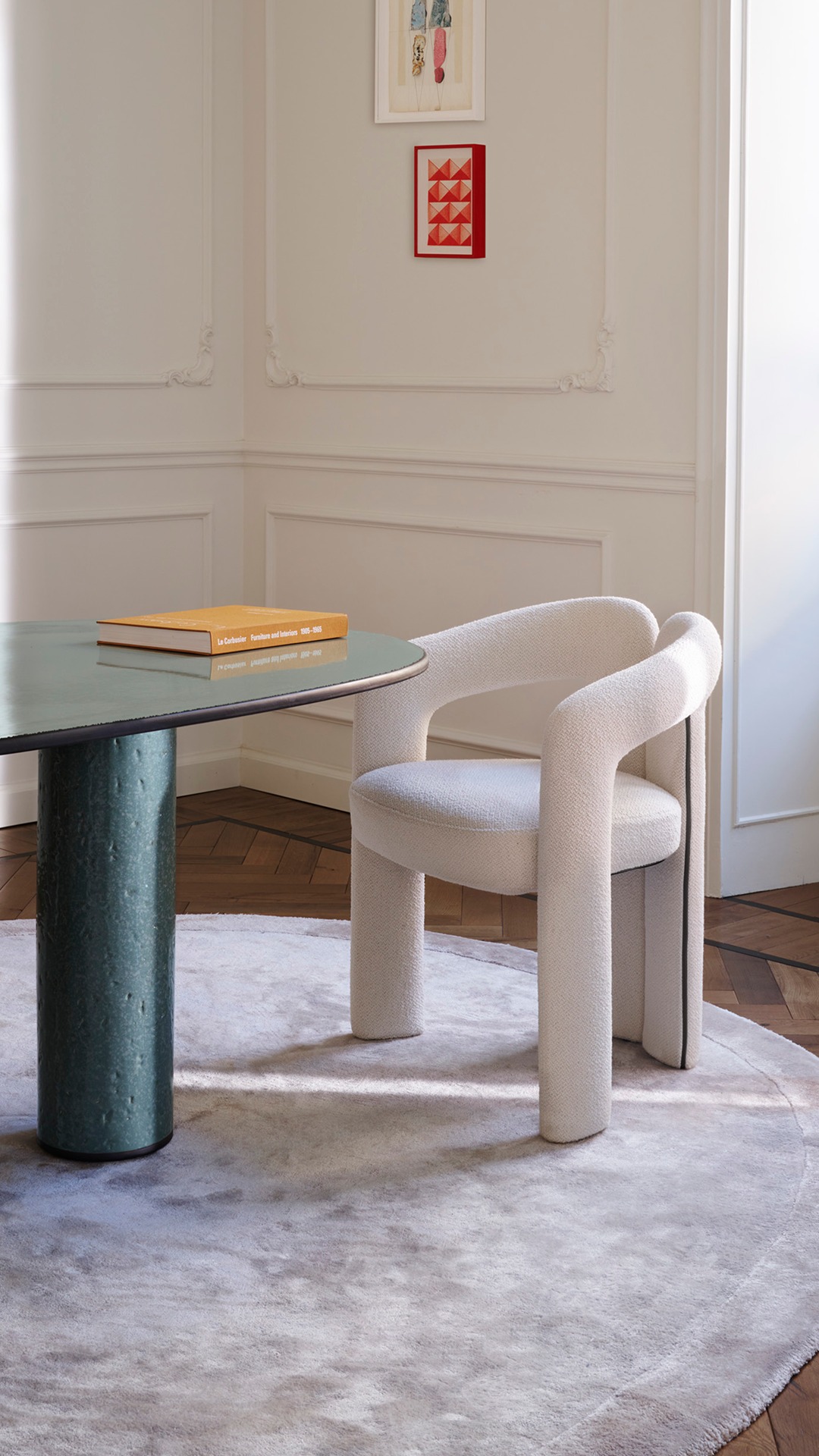 Patricia Urquiola translates comfort into a contemporary expression of design unity. 
Dudet is instantly recognisable with its soft, enveloping shape and conscious soul

Dudet small armchair
by Patricia Urquiola

Credits
Video: @raphael_monzini 
Photography: @valentinasommariva 

#Cassina #Dudet #PatriciaUrquiola