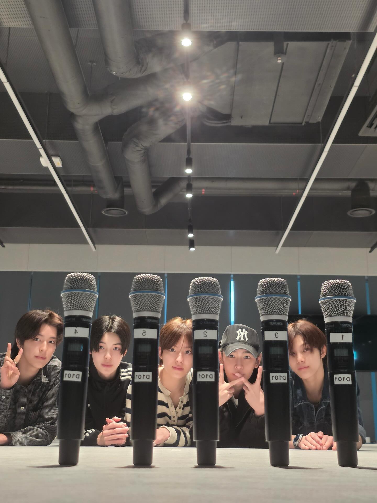 0️⃣0️⃣🩵

#HANBI #SONGHA #KACHIN #SADAHARU #TATA

#SMTR25