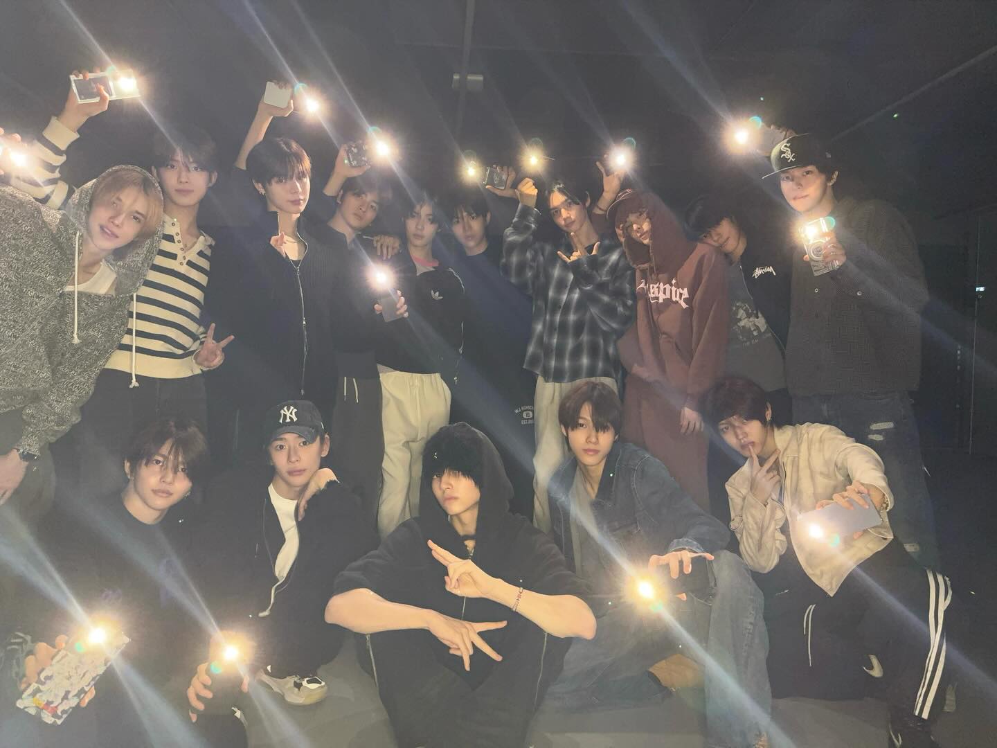 레츠고🔜

#HANBI #SONGHA #NICHOLAS #DANIEL #KASSHO #JUSTIN #HYUNJUN #HARUTA #HAMIN #CHARLIE #KACHIN #SADAHARU #JAEWON #TATA #WOOLIN

#SMTR25