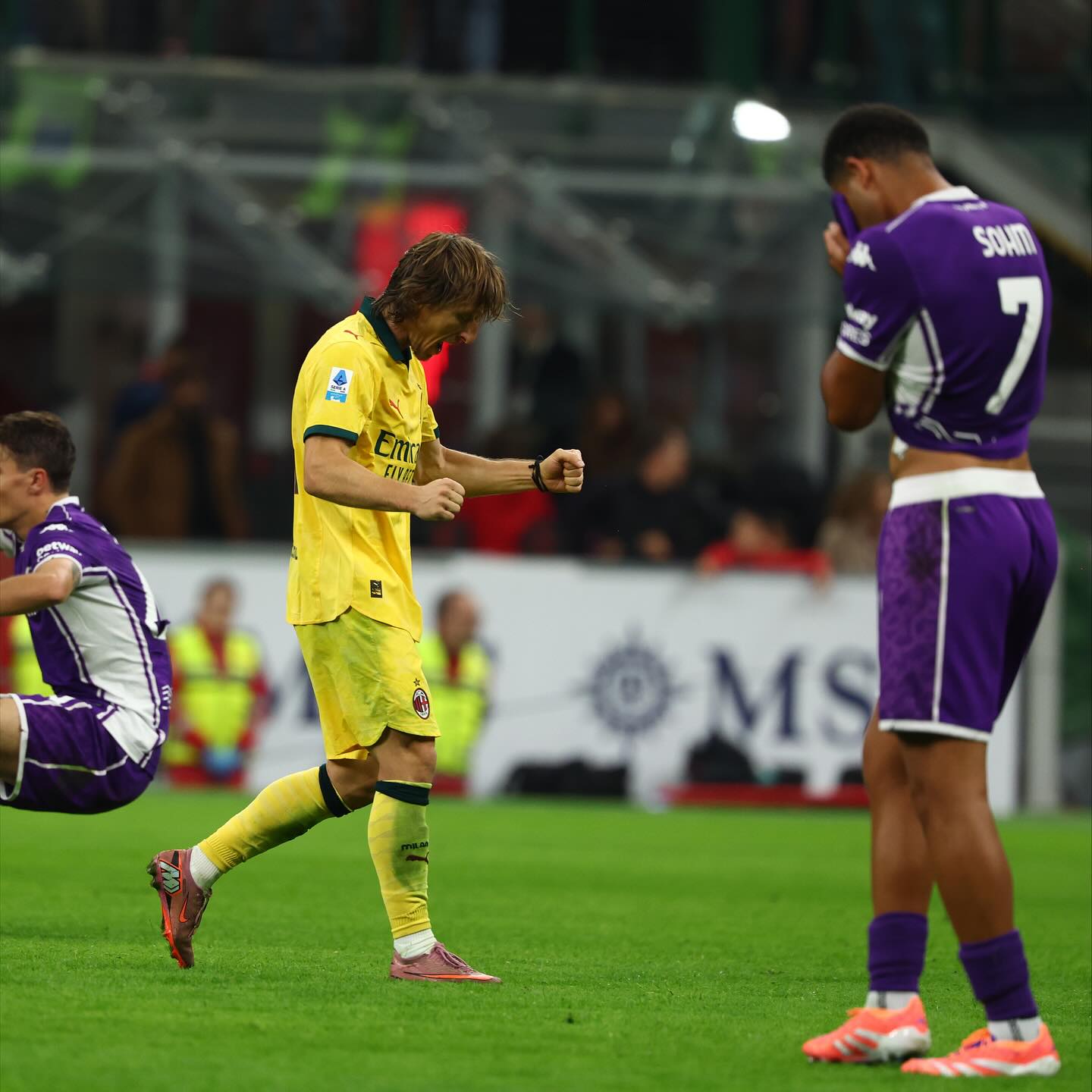 Big win! 💪🏻🙏🏻
ForzaMilan ❤️🖤