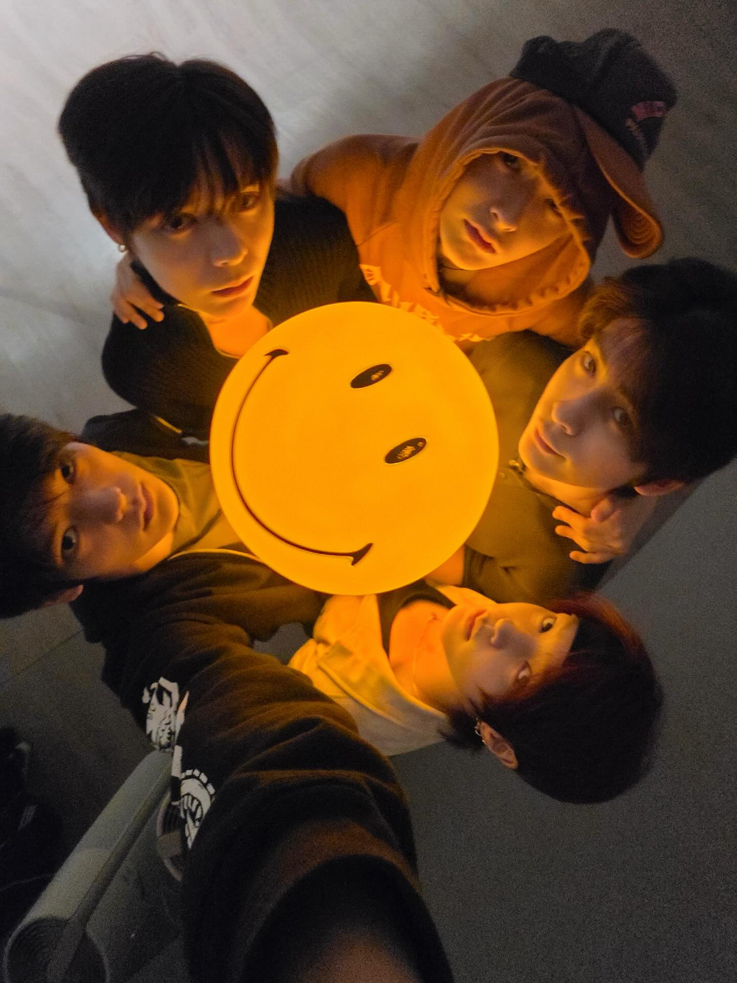 9️⃣0️⃣🛸

#NICHOLAS #KASSHO #JUSTIN #HYUNJUN #WOOLIN

#SMTR25