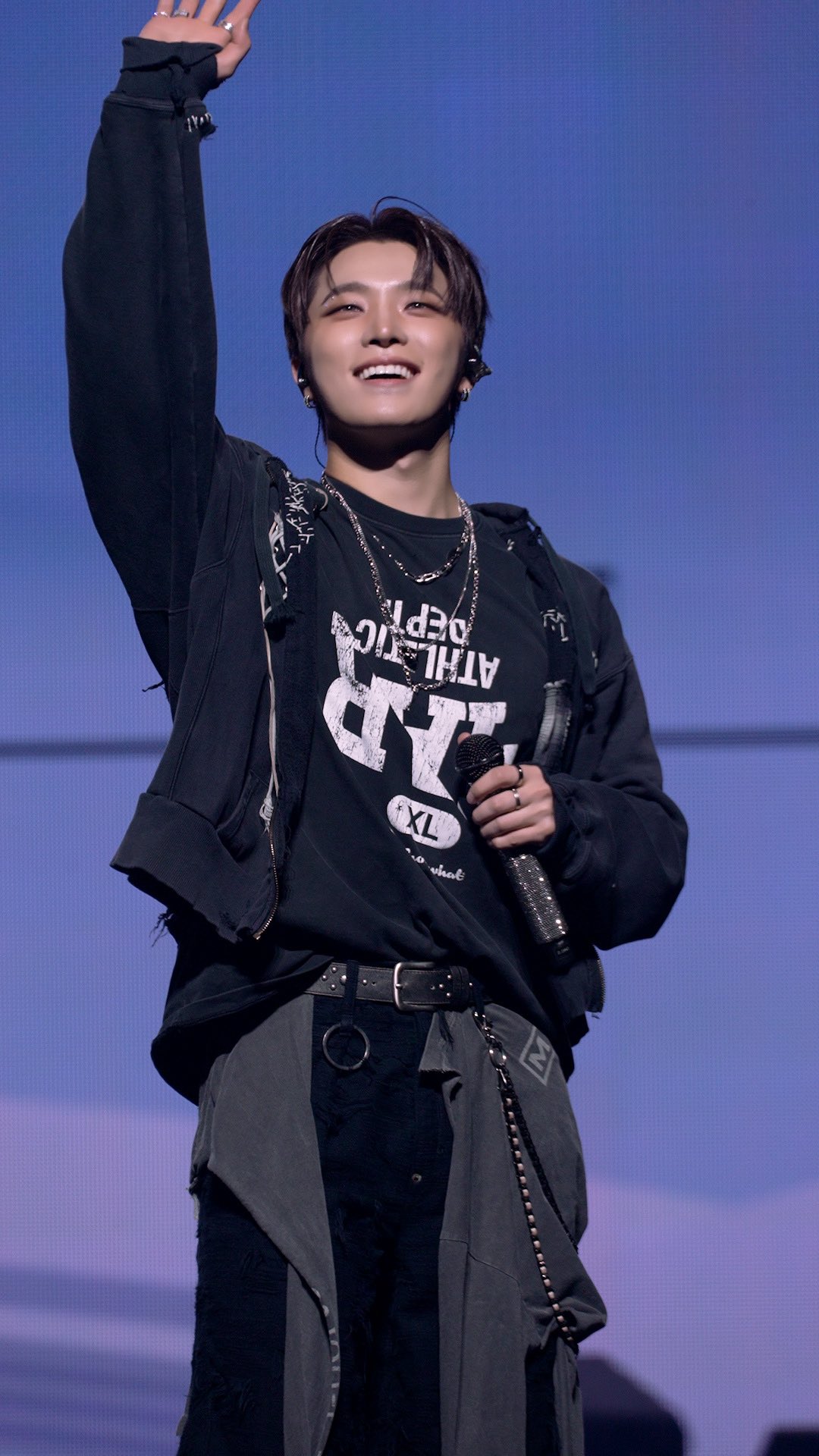 우리 둘만의 thriller🦖🔫 [NEW_]

#SEVENTEEN #세븐틴
#SVT_WORLDTOUR #NEW_WASHINGTONDC
#SVT_TOUR_NEW_