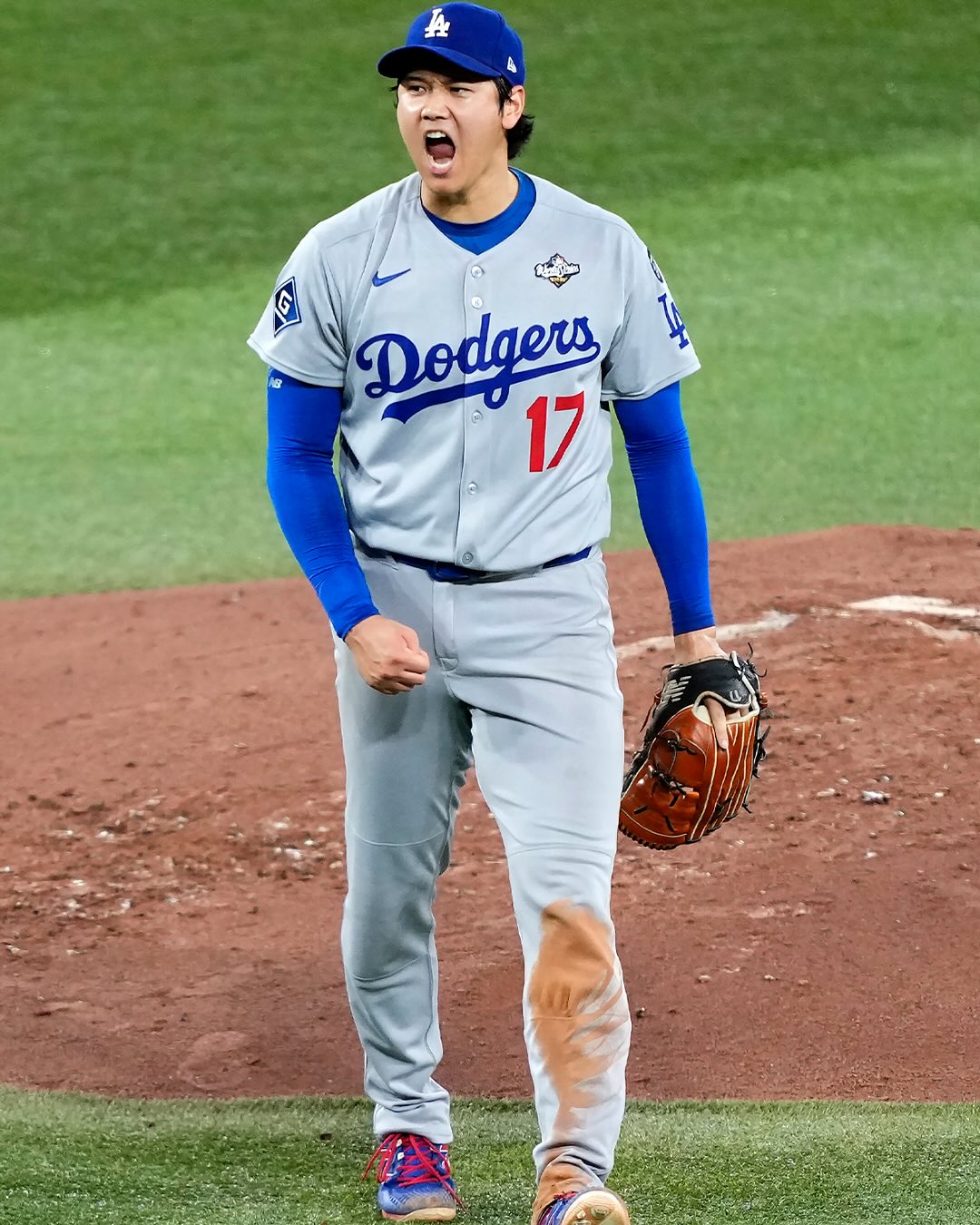 @ShoheiOhtani gets a huge strikeout to leave the bases loaded! 😤