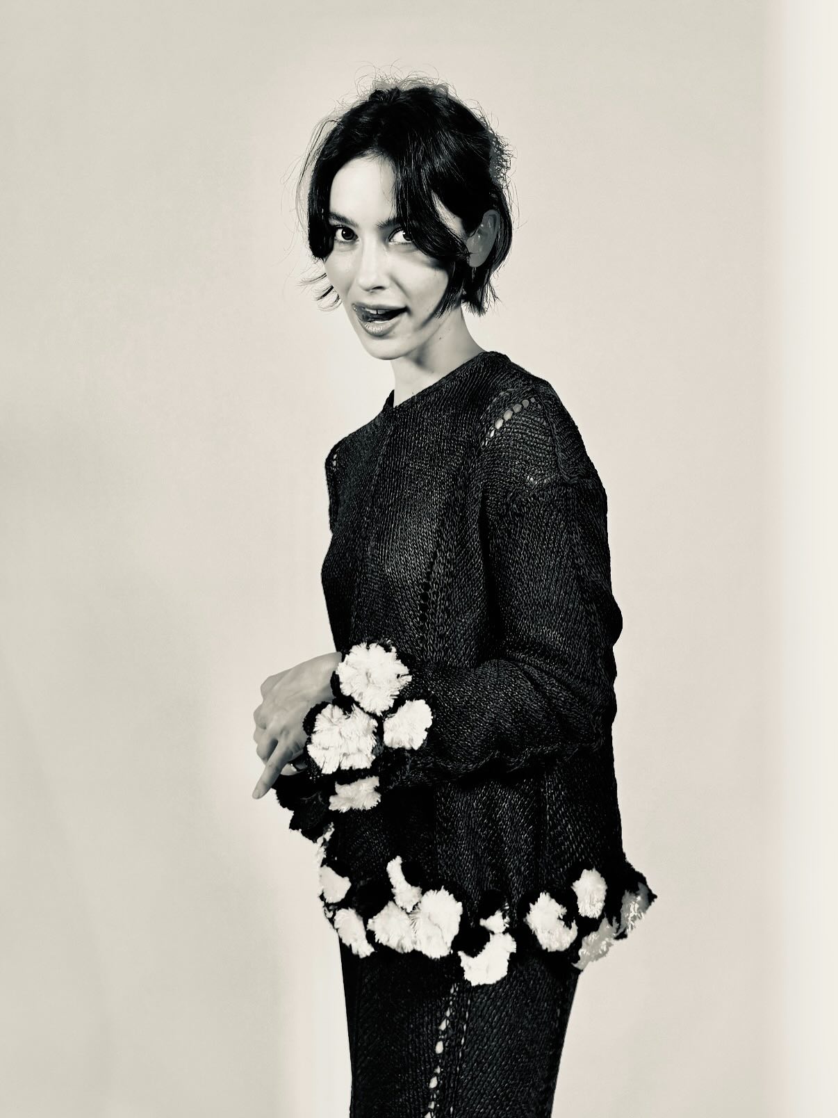 Vogue World!!!!!!! @voguemagazine “summer of love” ❤️Thank you for having us 
💋 @caradelevingne 
Love you @rosieugly @muscletease @littlemonarchmusic @cooper.wav @thebeehive_la
@emilychengmakeup @tak8133