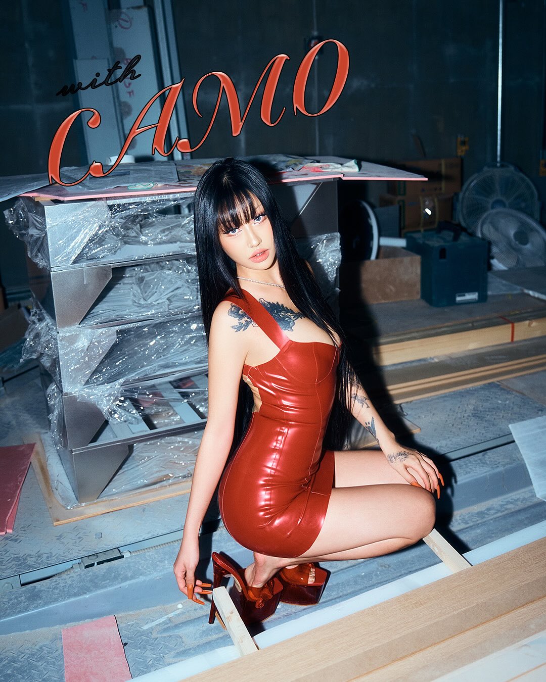 MAPS MAGAZINE DIGITAL ISSUE with CAMO(@camokr)

모두에게는 감추고 싶은 ‘비밀’이 있다. 카모는 그 속에 남은 그림자를 음악으로 꺼내놓았다. 사라지지 않는 감정의 잔상, 그리고 그 안의 빛. 7개의 트랙으로 엮인 EP <SECRET>은 그녀가 지금, 가장 솔직하게 내뱉는 고백이다. 

Photography by Lee Minkyu @miinkoooo
Produced by Park Seoha 
Model CAMO @camokr

인터뷰 전문은 MAPS 웹사이트를 통해 확인할 수 있습니다.
Find out more ▶ www.maps-mag.com/

#MAPS #MAPSMAGAZINE #MAPSKOREA #CAMO #카모 #SECRET