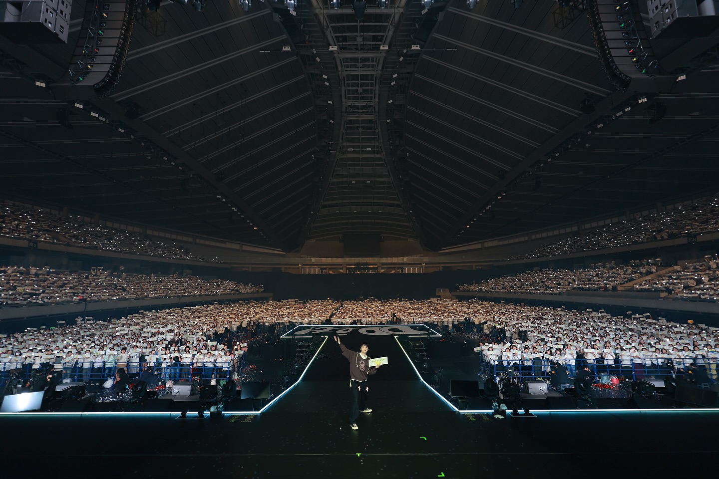 ⠀
특별한 선물 같던 DO it! in TOKYO💝
⠀
#도경수 #DOHKYUNGSOO @d.o.hkyungsoo 
#ASIACONCERT_DOit
#ASIACONCERT_DOit_in_TOKYO
#컴퍼니수수 #CompanySoosoo