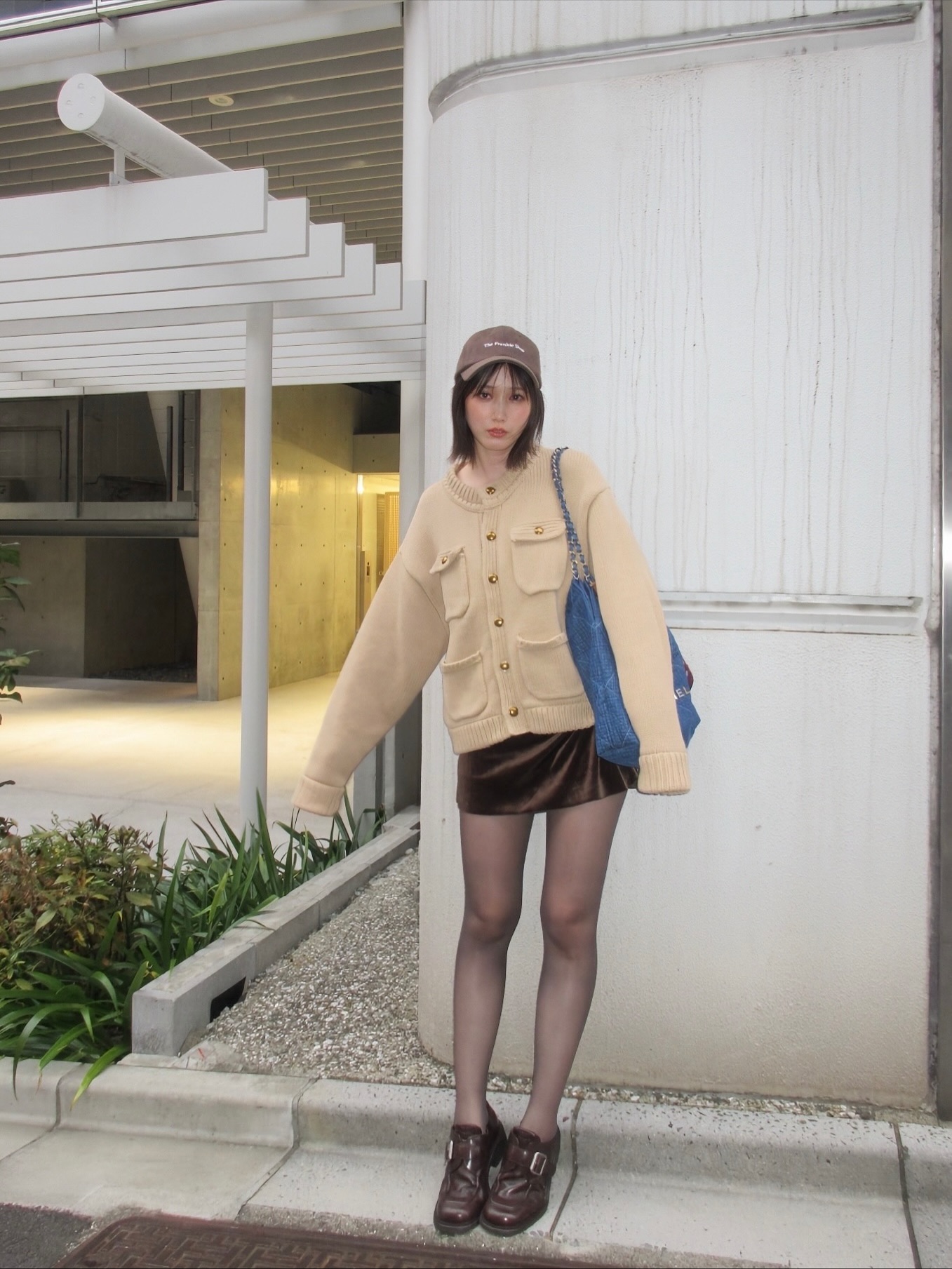 🐿️🤎⊹ ࣪ ˖
最近レディな方向に寄ってるよねって
このpoloのストッキングはこういう系ではけっこう伝線しにくいのとサイズが2種類から選べるからめちゃくちゃおすすめなのといろが黒だけじゃなくグレーもあるっていうのもポイントで去年からめちゃくちゃ愛用してます😇
私が履いてるのはグレー🩶(正式名称はダークチャコール)
#ootd