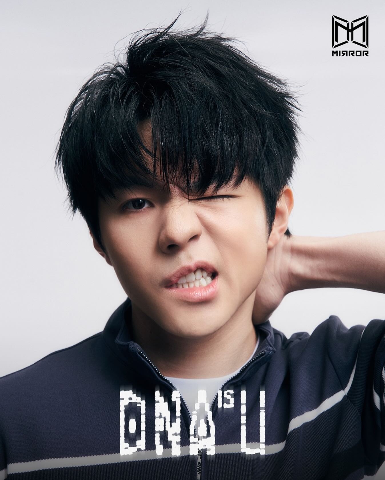 MIRROR 2025 全新單曲
《DNA is U》

曲：T-Ma, Samuel Lundell 
詞：Oscar
編：SAMDELL
監：T-Ma

🧬03.11.2025 12:00 叱咤樂壇首播
🧬03.11.2025 13:00 各大音樂平台上架
🧬03.11.2025 21:00 MIRROR YouTube Channel MV首播

#MIRRORweare
#DNAisU