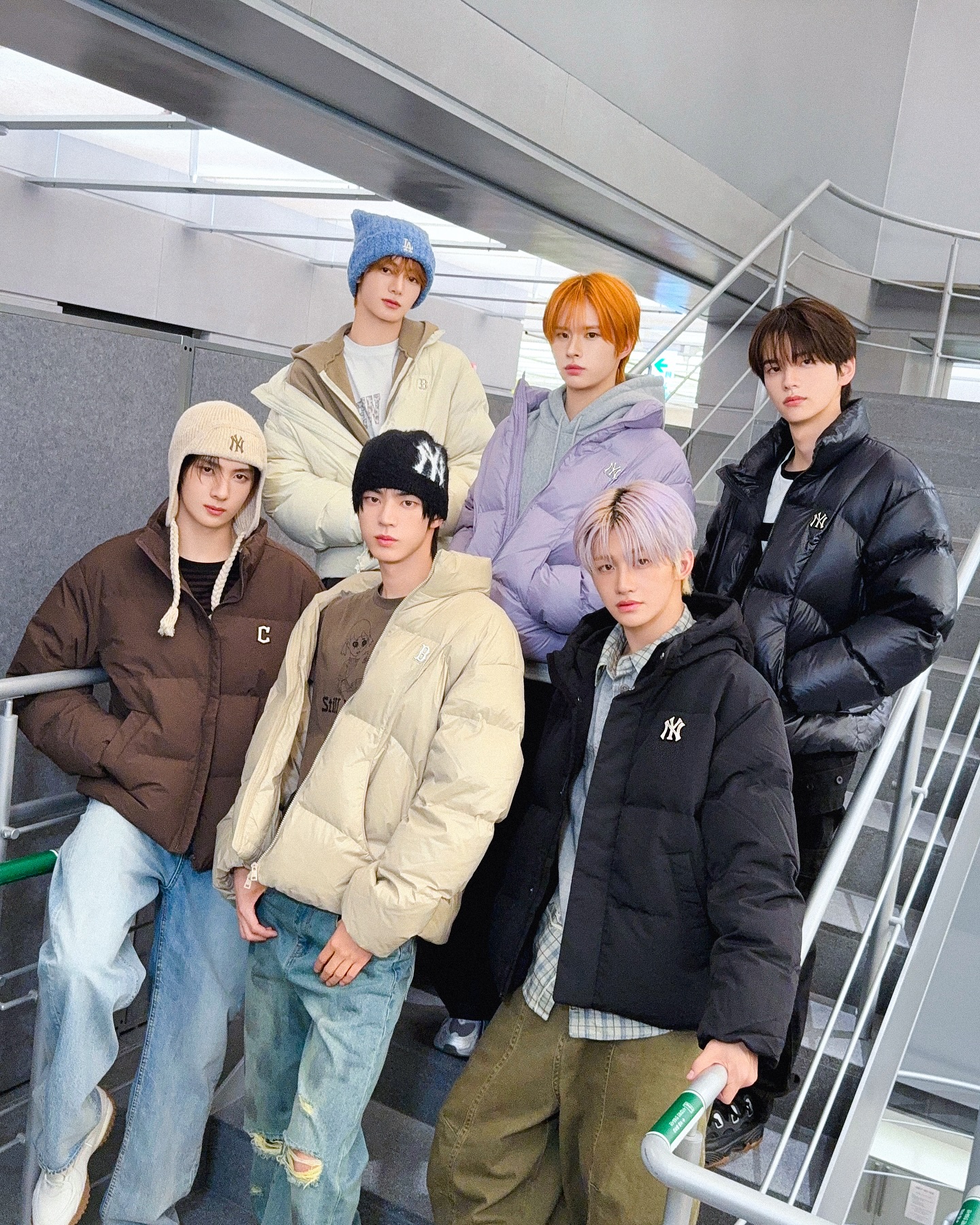 #광고 Stay warm🤍

#TWS #투어스 #247WithUs
#MLBKOREA #MLBCREW #MLB커브패딩

@MLBKOREA
@MLBCREW_KR