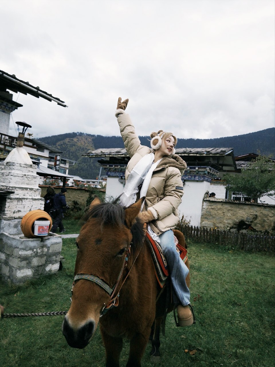 🌸在对的时间和对的人们去了对的地方🌸
——记录 西藏之旅——