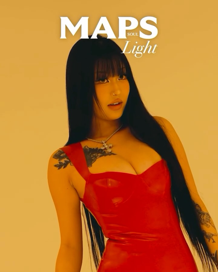 #CAMO #카모
#MAPS #MAPSOULlight

“진짜 나를 마주할 수 있었던 앨범이에요.
처음으로 준비가 됐다고 생각해요.”

'MAPSOUL' 전하는 열 번째 이야기의 주인공, CAMO.

새로운 EP ‘Secret’을 통해
감춰두었던 내면의 비밀과 솔직한 감정을 드러내며,
강렬한 랩과 부드러운 싱잉의 경계를 자유롭게 넘나드는 카모의 음악.

Film&Interview by Park sungmin @zahn_camo, Hong Hyerin
Interviewee CAMO @camokr

FULL VIDEO : https://youtu.be/m9o13VfBLa4

#CAMO #카모 #맵스 #맵스매거진 #맵소울 #슈퍼맵스
#MAPSMAGAZINE #SUPERMAPS