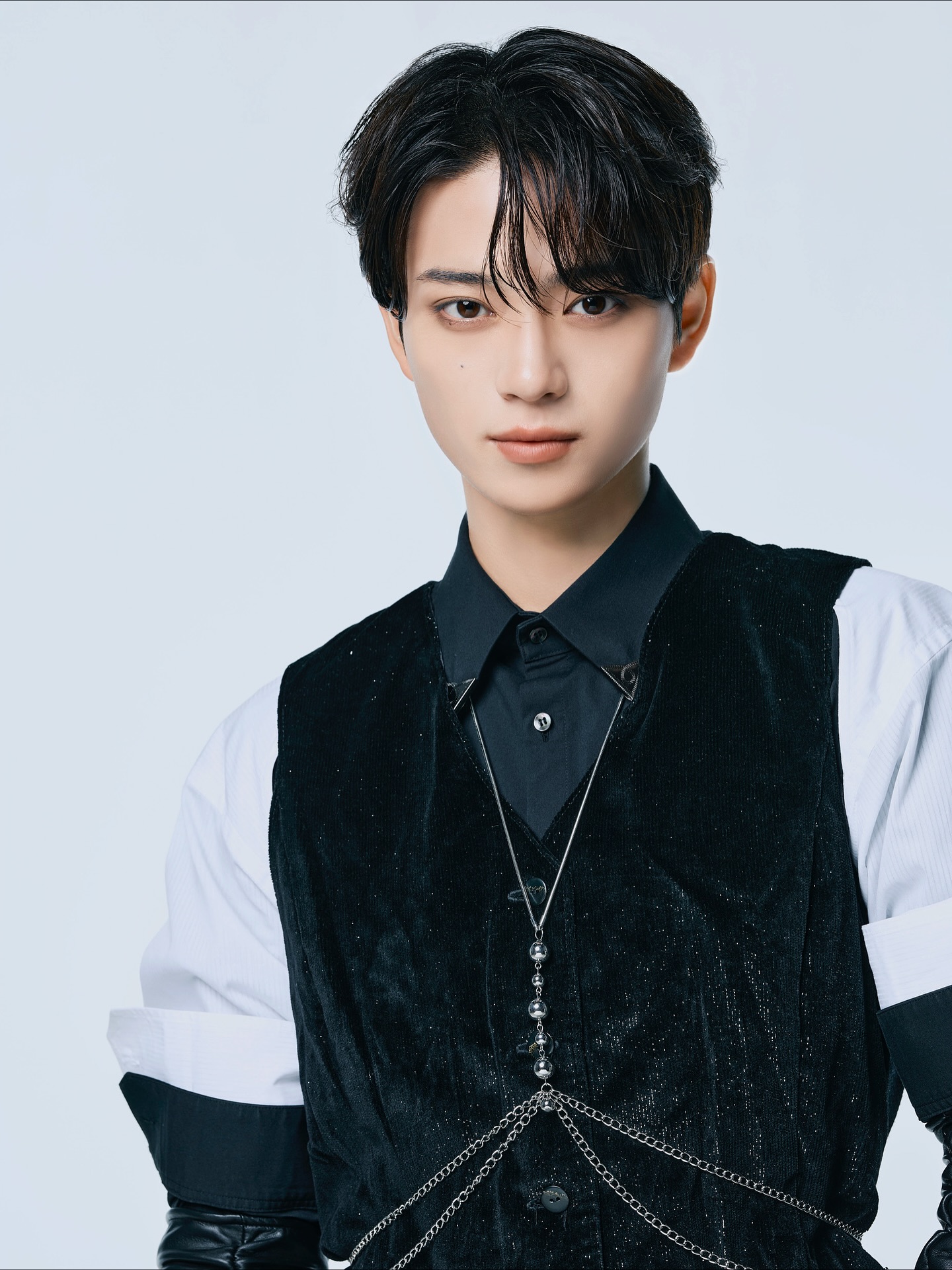 TBS系26年1月期金曜ドラマ『DREAM STAGE』
NAZEのライバルチームTORINNER
のRYO役で出演します！
是非ご覧ください🫣
@dreamstage_tbs 

NAZE의 라이벌 팀 TORINNER
의 RYO역으로 출연합니다!
꼭 봐주세요!!!!🫶

#TORINNER
#DREAMSTAGE
#ドラマドリステ