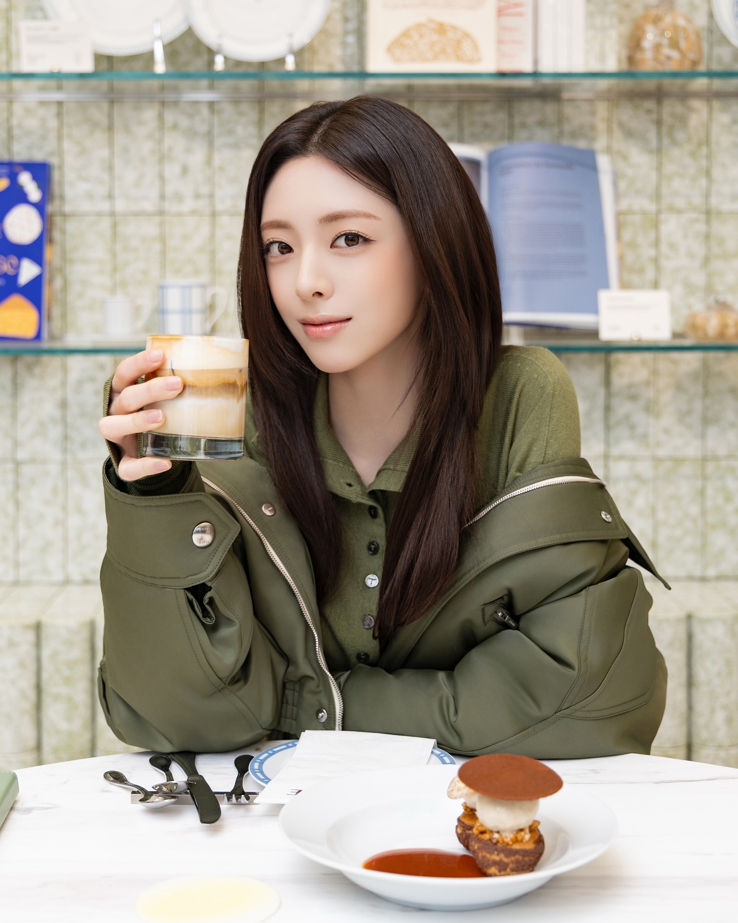 티TIME

#ITZY #YUNA #유나
#광고 #타임 #타임서울 #TIME