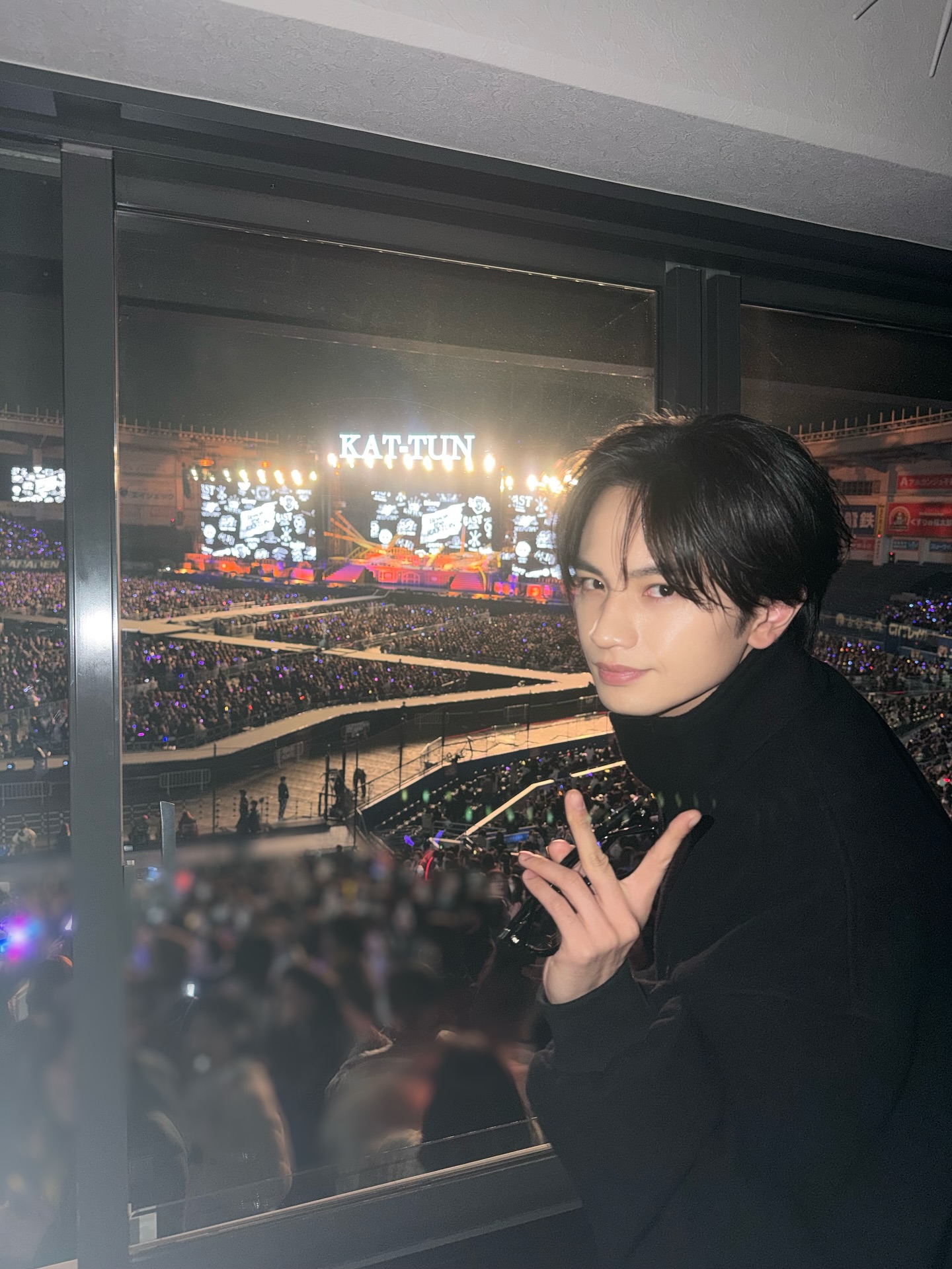 KAT-TUNのDON'T U EVER STOPで人生変わりました。
愛してます、KAT-TUN先輩。ありがとうございました。love

#KAT-TUN
#ジュニアマンションでも踊ったな
#亀梨くんとピンポンパンゲームしたなぁ
#僕はSHESAIDからファンになりました
#ウタワラで
#個人的にOURSTORY〜プロローグ〜という曲が大好き
#最後はみんなでWEAREKATTUN