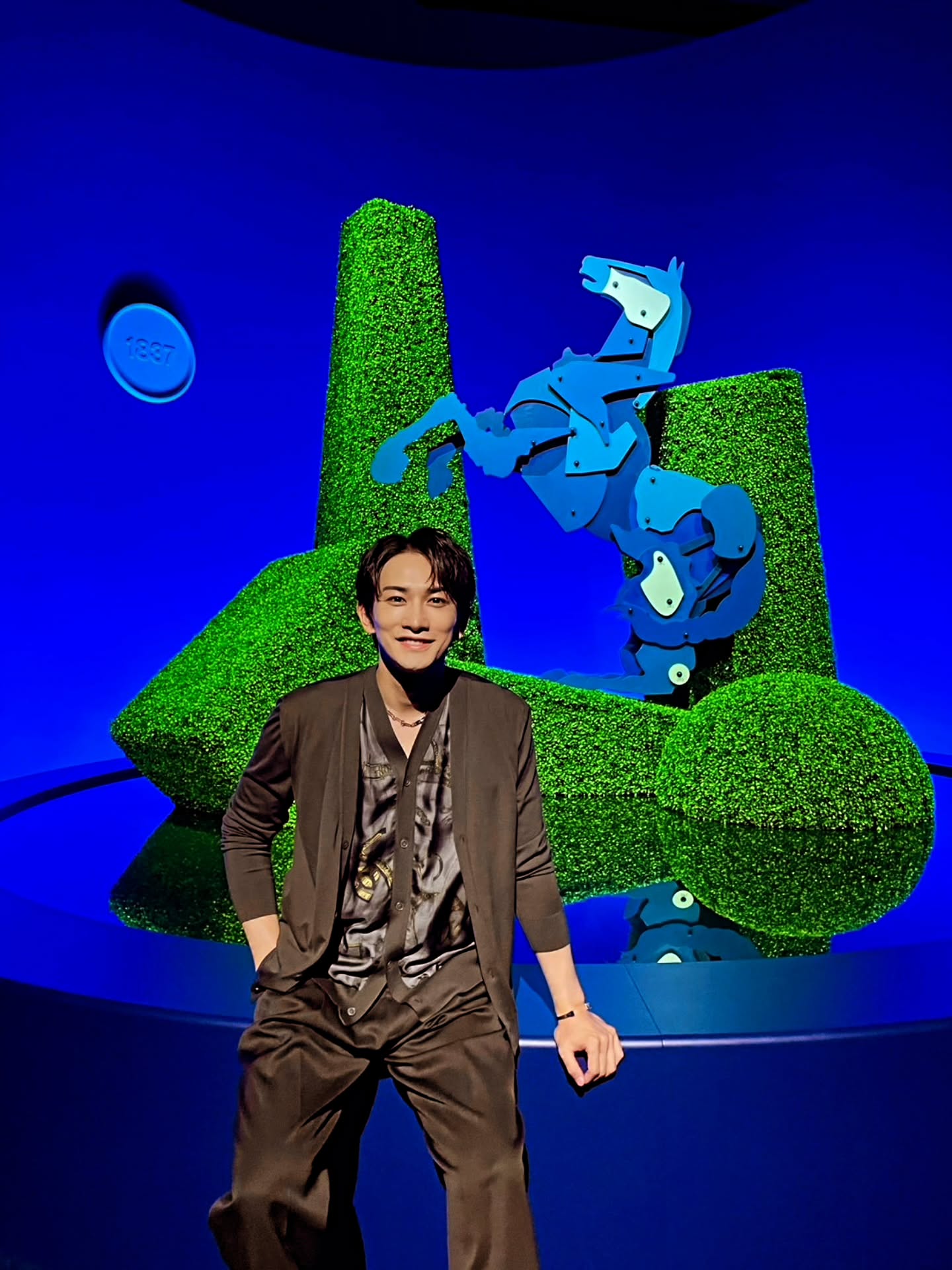 HERMES「エルメスの馬さがし」

ジョイフルでプレイフル、
童心を思い出させてくれる
素晴らしい空間でした。

にんじんかわいい。

#MysteryAtTheGrooms
#Hermes
@hermes