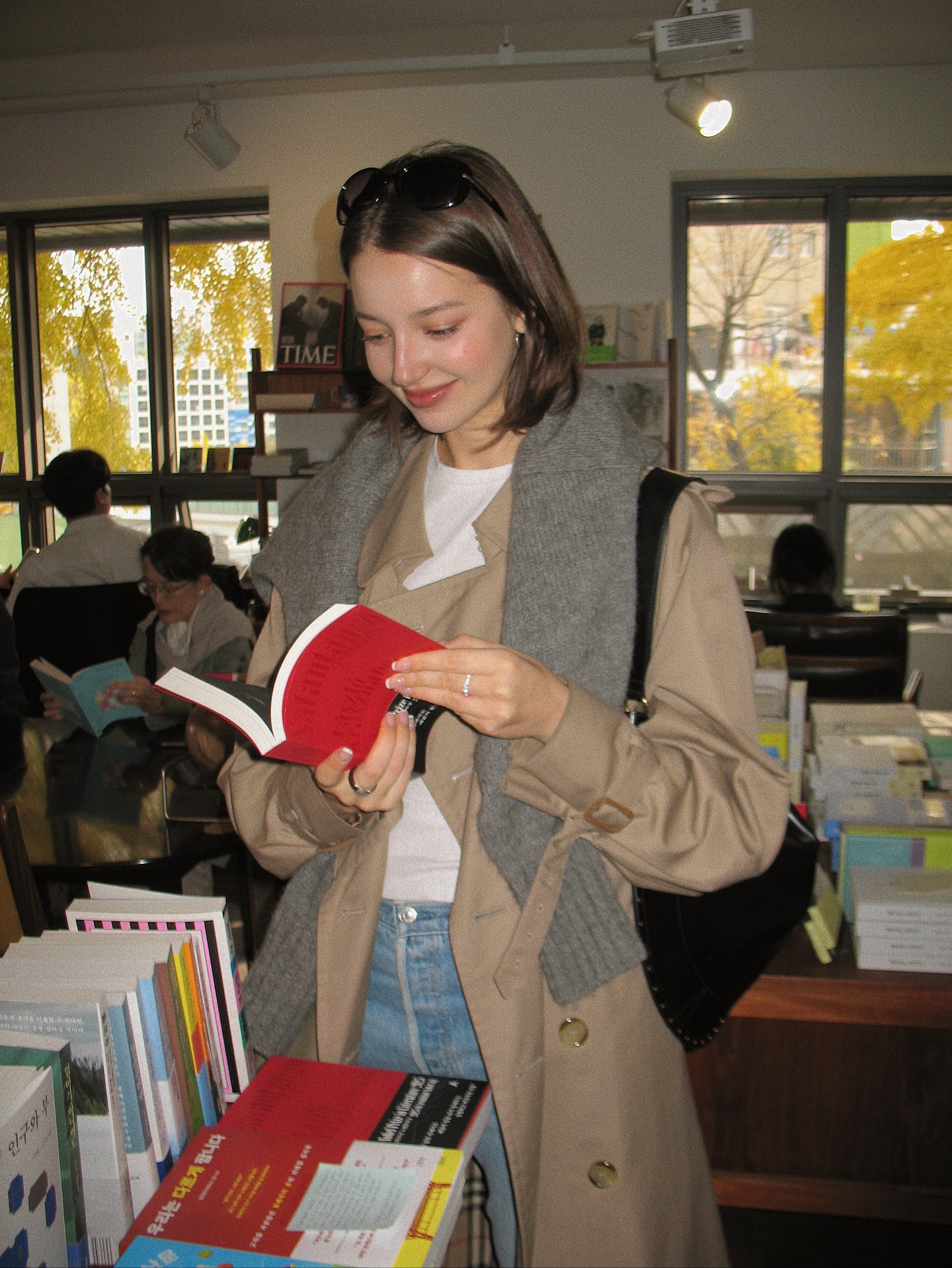 📕🍁🫂✨
stay warm.