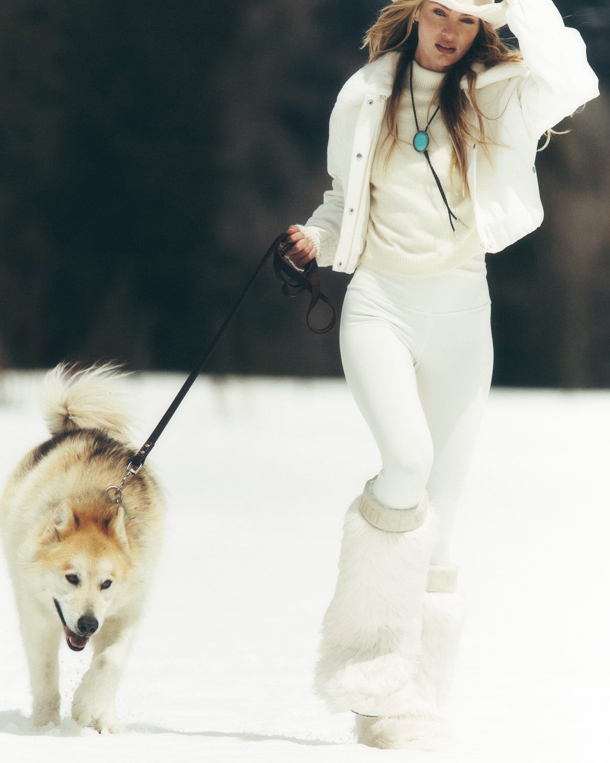 Women who Run with the wolves 🕊️🐺 @alo