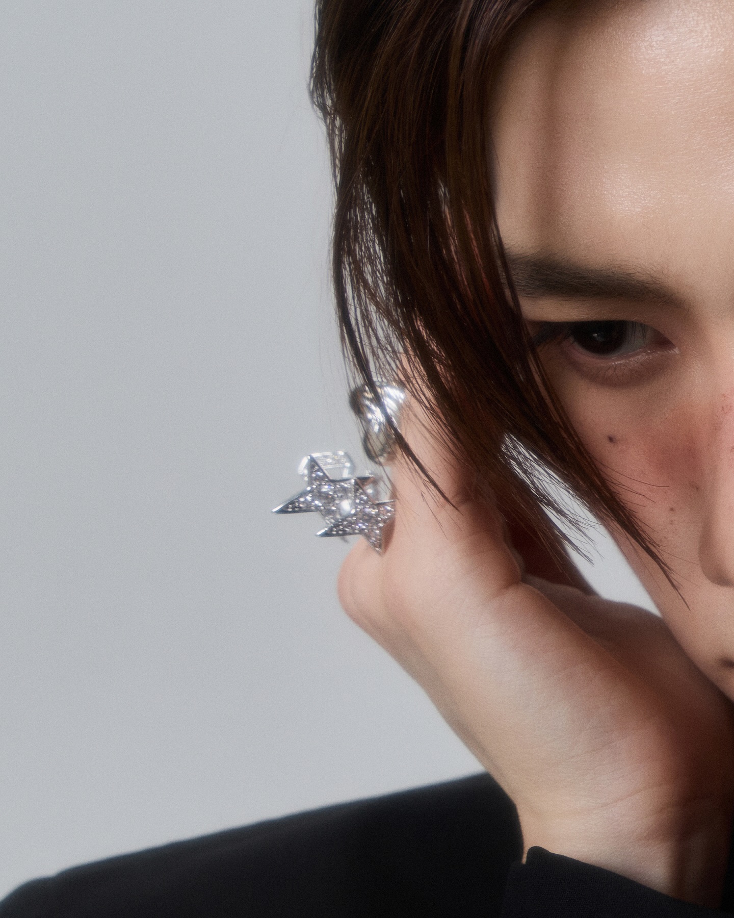 Where stardust becomes style with #StellarisCollection 💫

Price: THB 1,800/box

✨ Sale starts from 8th November 2025 onward at www.waawbkk.com

#PPKritLightStickAccessories 
#PPKritLightStickVER2
#PPKritEntertainment #PPKritt

——
🛒 เงื่อนไขการสั่งซื้อสินค้า
- เปิดจำหน่ายสินค้าตั้งแต่วันที่ 8 พฤศจิกายน 2568 (12:00 น. l GMT+7) เป็นต้นไป ทาง www.waawbkk.com
- การสั่งซื้อสินค้าบนเว็บไซต์สามารถซื้อได้ครั้งละ 5 ชิ้น/คำสั่งซื้อ (ราคายังไม่รวมค่าขนส่งสินค้า)
- สินค้าเริ่มจัดส่งตั้งแต่วันที่ 15 พฤศจิกายน 2568 เป็นต้นไป

🛒 Terms & Conditions for Purchasing 
- Sale begins on 8th November 2025, from 12:00 PM (GMT+7) via www.waawbkk.com 
- Each purchase on the website is limited to 5 items per order (Shipping fees are not included).
- Shipping will commence from 15th November 2025 onwards.