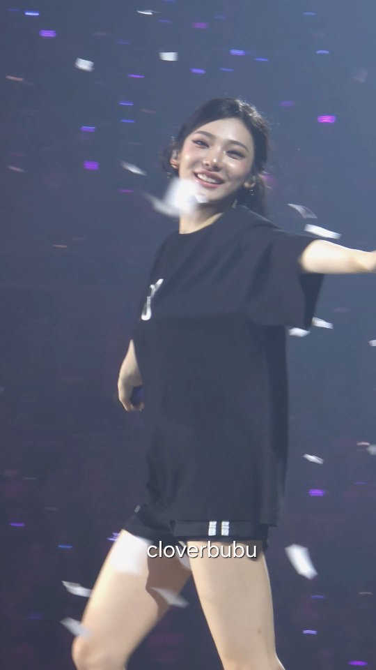 🥰🥰🩶

251116 SYNK AEXIS LINE IN BANGKOK DAY2.
©️cloverbubu via X

#aespa #에스파 #NINGNING #닝닝