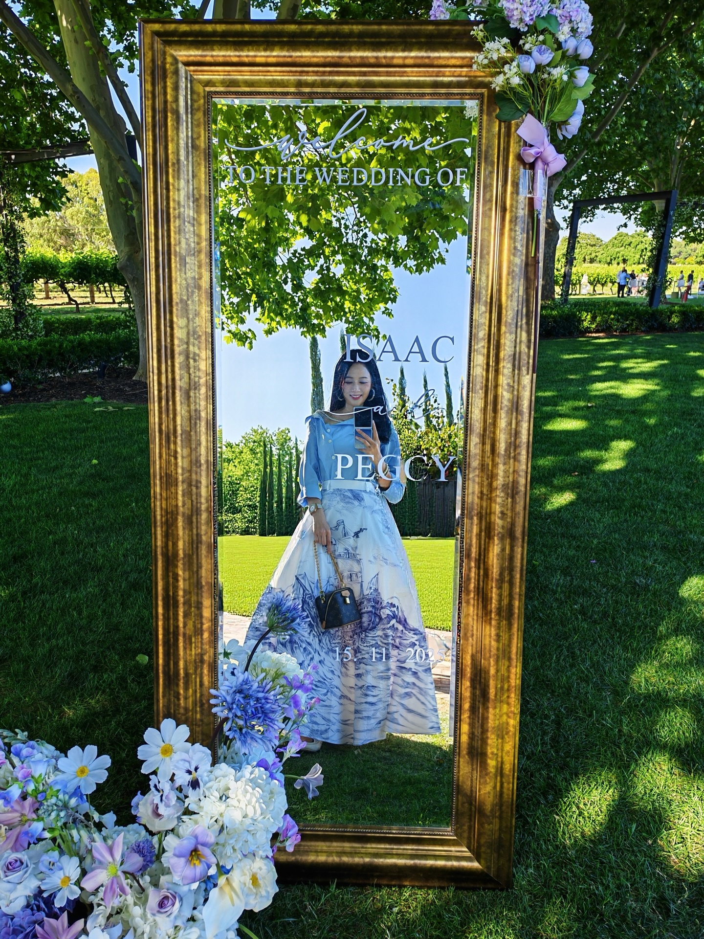 💍
“A beautiful day at the vineyard. 
Congrats to my sister-in-law and her husband💍
Sweet love forever 💓✨💓