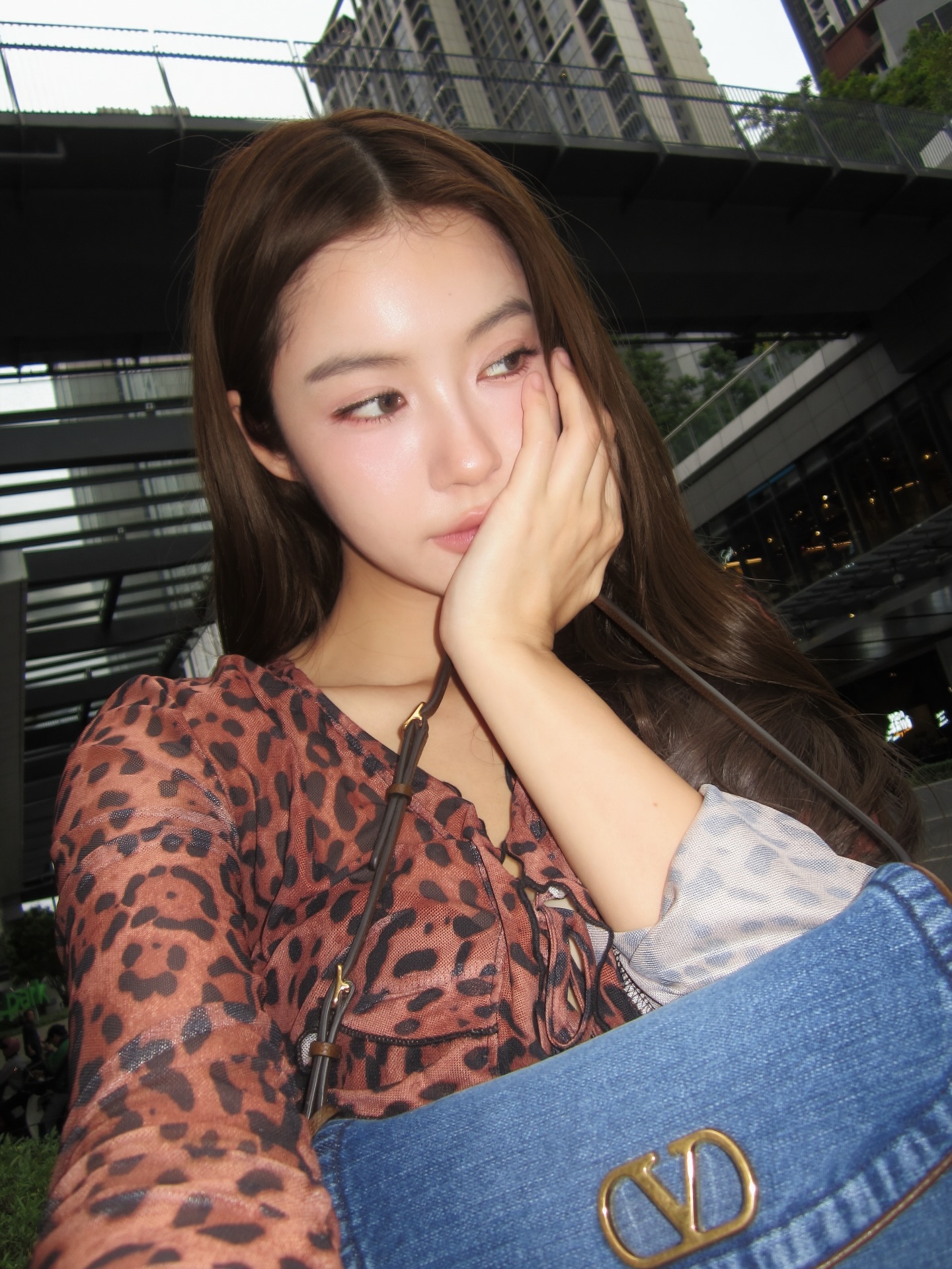 🦋✨
@maisonvalentino 
#ValentinoGaravani 
#DeVainBag