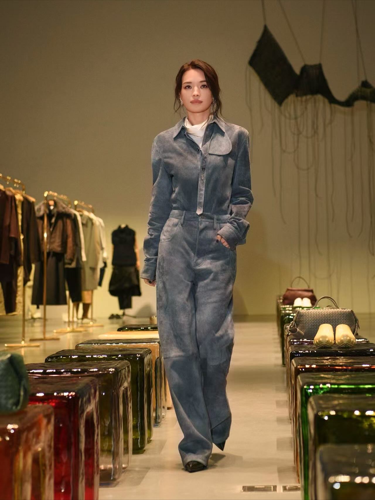 黃浦江邊的時尚🥂
#bottegaveneta
#BVHOBO#
#BV2026夏季系列