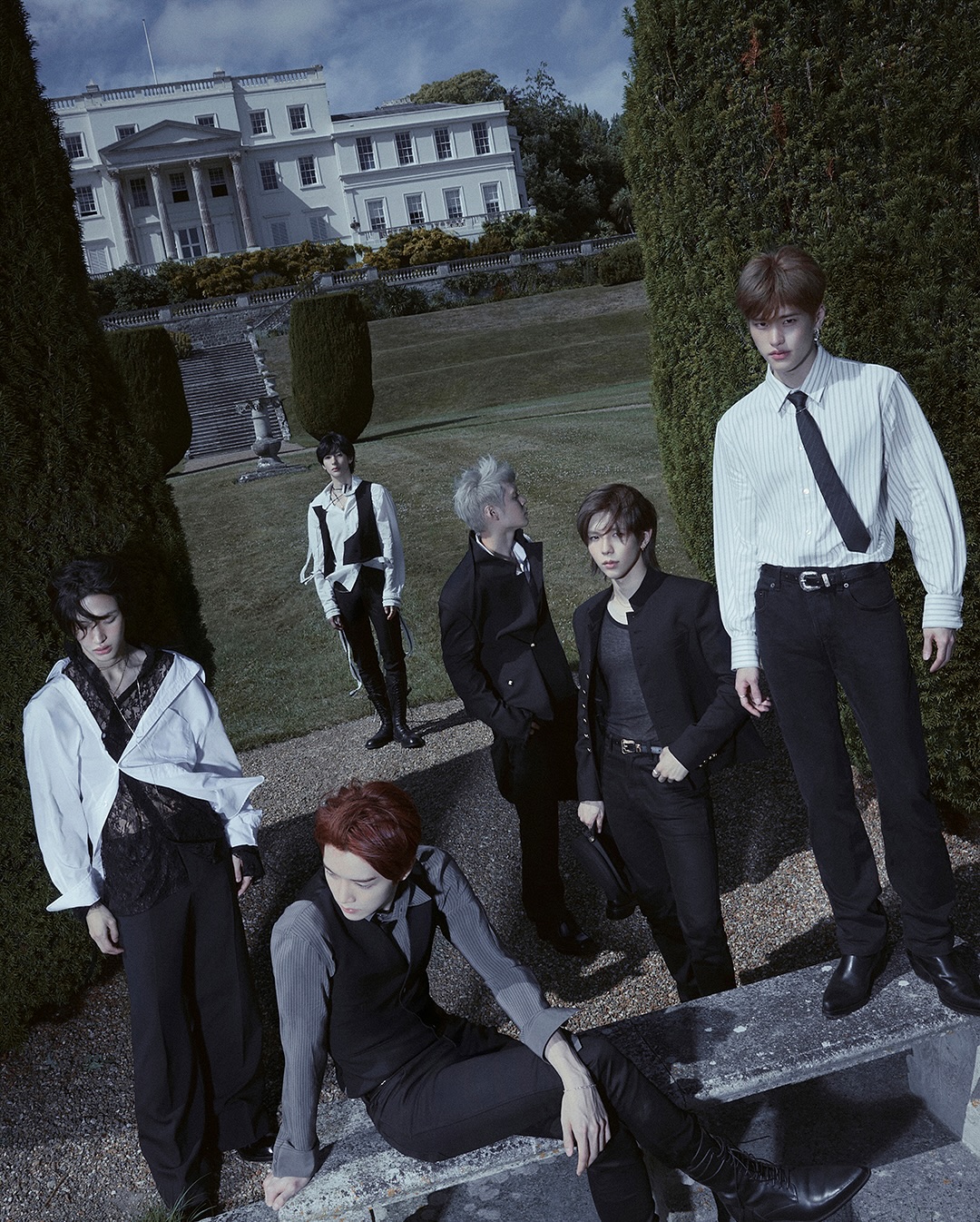 Teaser Images A

RIIZE 라이즈 The 2nd Single 【Fame】
➫ 2025.11.24 6PM (KST)

💿Pre-order
RIIZE.lnk.to/Fame

#RIIZE #라이즈
#RISEandREALIZE
#Fame #RIIZE_Fame