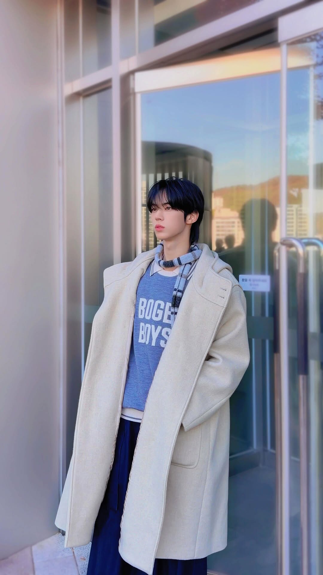 She‘s coming🎄

#DOHOON #도훈
#TWS #투어스 #247WithUs