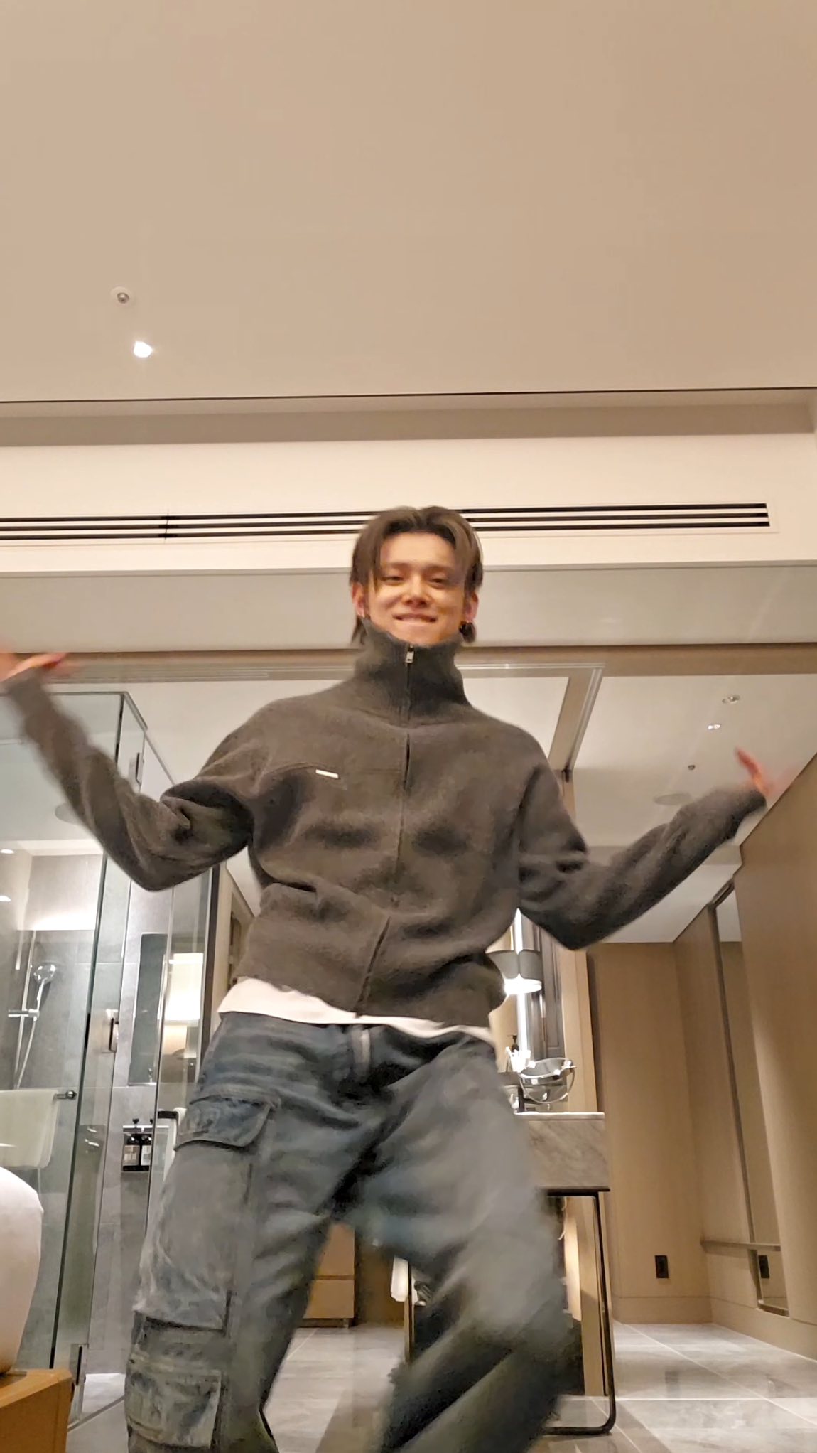 now you do it (dc: me)

#연준 #YEONJUN
#NOLABELS_PART01 #DoIt 
#투모로우바이투게더 #TOMORROW_X_TOGETHER #TXT