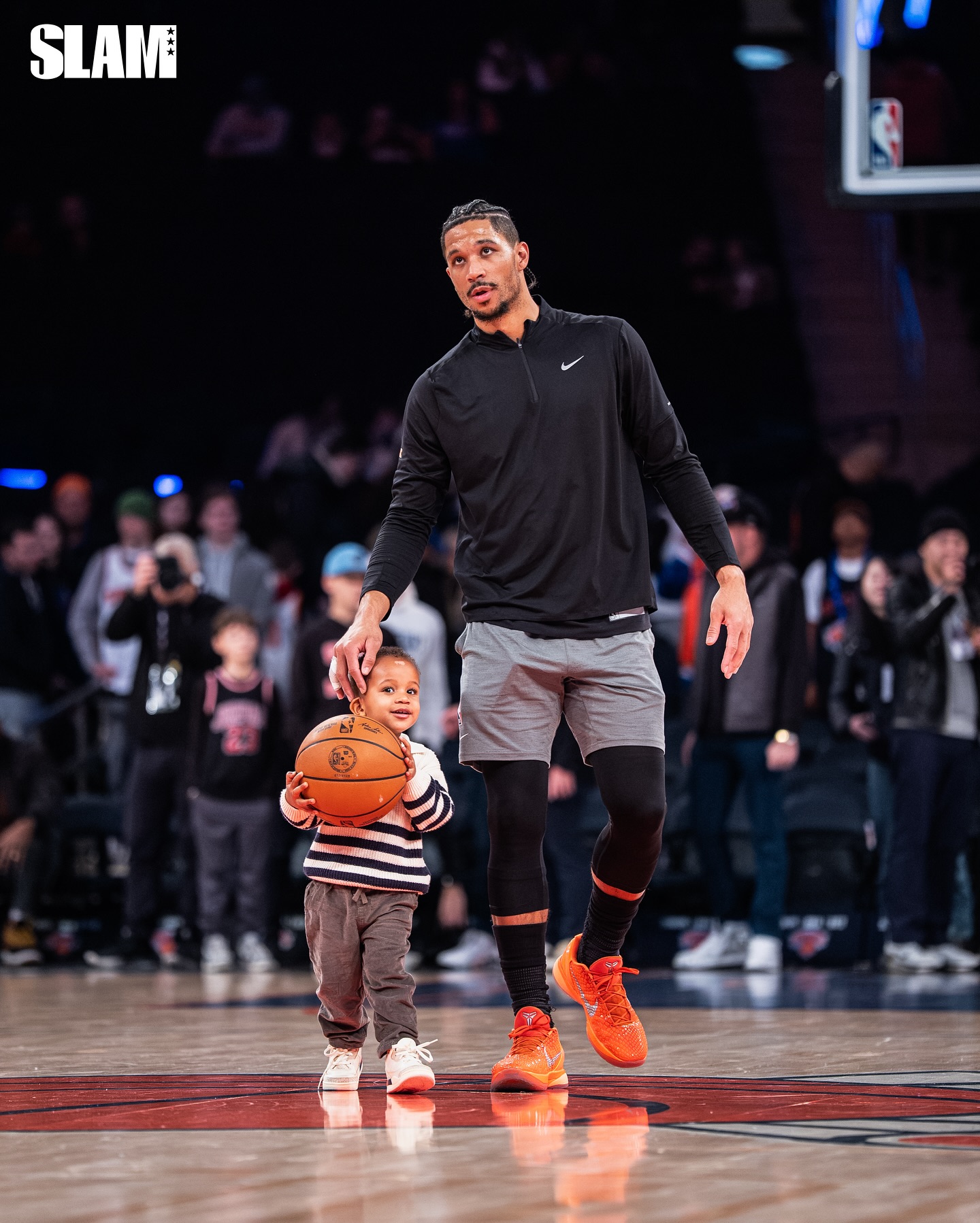 Family over everything. (📸: @mesitimedia)