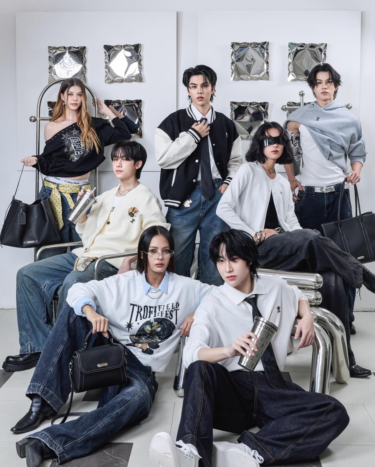 𝗧𝗥𝗢𝗙𝗜 𝗙𝗜𝗘𝗟𝗗 𝗙𝗘𝗦𝗧 

“Get ready to glow, this festival is brighter than ever.” ✨🪩

SHINE ANYWHERE
#TROFIFIELDFEST
#TROFI2025 #TROFI 
HOLDYOURTROFI