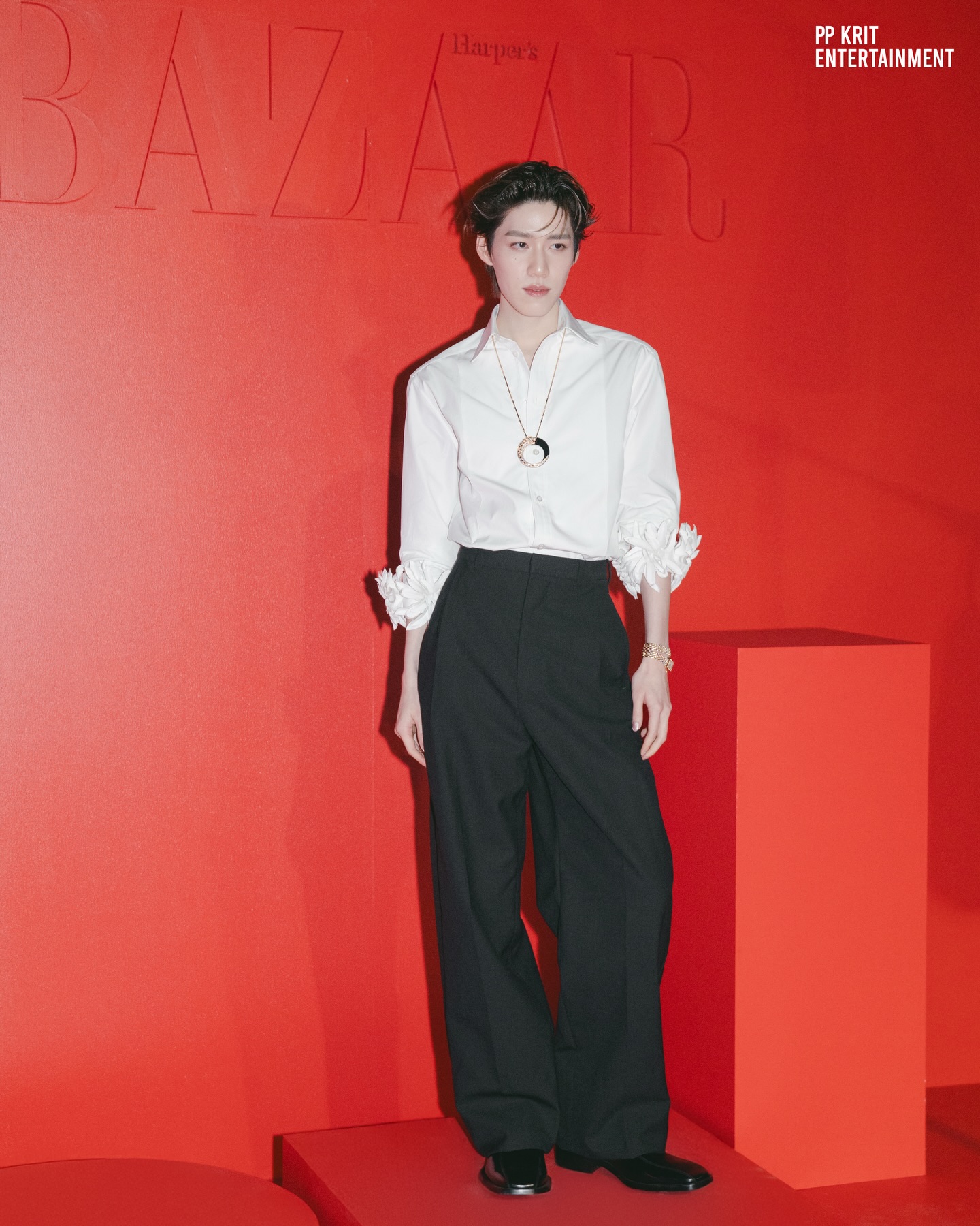 ขอบคุณ Harper’s BAZAAR Thailand สำหรับรับรางวัล ‘Phenomenon’ ที่มอบให้กับ ‘PP KRIT’ รางวัลพิเศษที่สะท้อนพลังและความโดดเด่นของศิลปิน และประสบความสำเร็จในเส้นทางของตัวเอง

#PhenomenonBAZAARTHxPPKrit
#BAZAARTHW2025XPPKrit
#BAZAARWOMENOFTHEYEAR2025
#WOTY2025 #BAZAARTHWOTY2025 
#BAZAARThailand #PPKritt