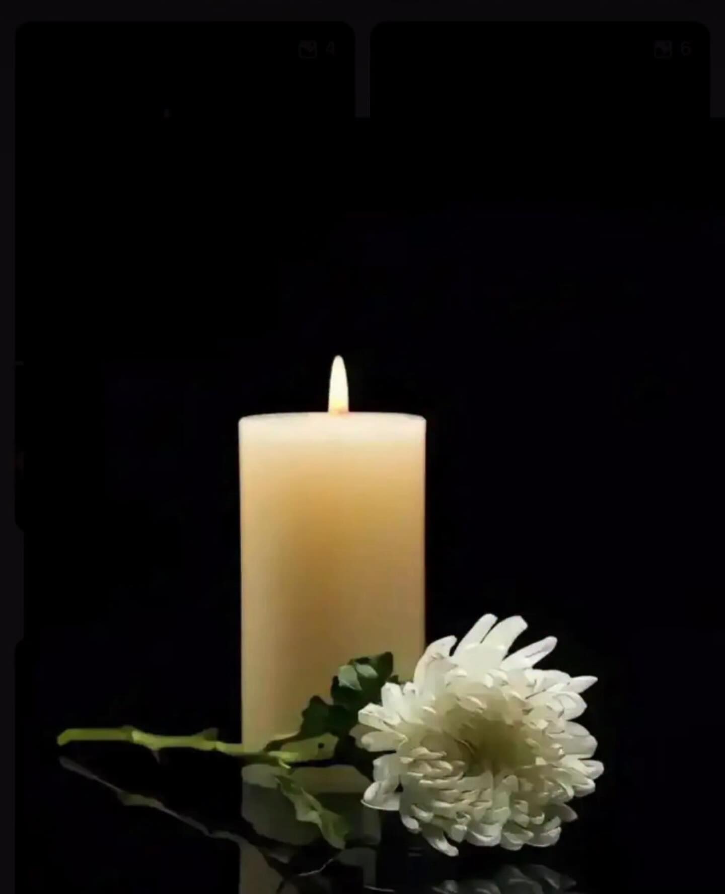 繼續默默祈求。
願逝者安息。傷者得醫治。