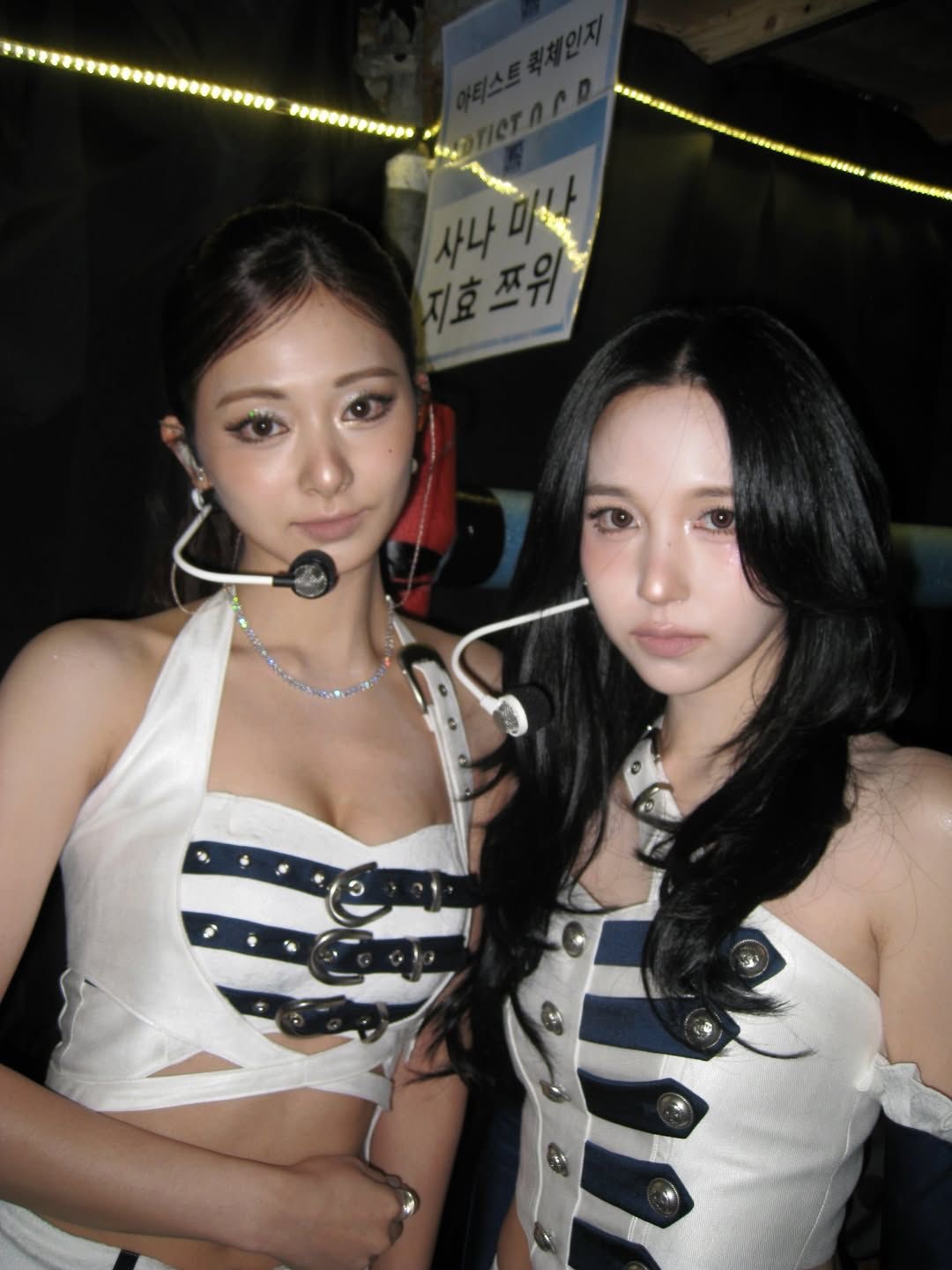 @twicetagram 日前在高雄一連兩日的演唱會順利落幕！台南出身的子瑜 @thinkaboutzu 也終於在出道10年後回到家鄉開唱，無疑讓各位台灣粉絲無比激動。而演唱會後子瑜亦都在社交媒體上感謝大家所做的一切，官方更宣佈明年將會再次回到台灣，登上臺北大巨蛋，各位#ONCE 又要準備搶飛了！

📸🎥 @twicetagram、@thinkaboutzu
Follow us @ellemenhk

#ELLEMEN #ELLEMENHK #ELLEMENCELEB #TWICE #트와이스 #TDOONGE #ONCE #원스 #twiceonce #Nayeon #임나연 #Jeongyeon #유정연 #Momo #平井もも #Sana #みなとざきさな #Jihyo #박지효 #Mina #みょうい みな #Dahyun #김다현 #Chaeyoung #손채영 #Tzuyu #周子瑜