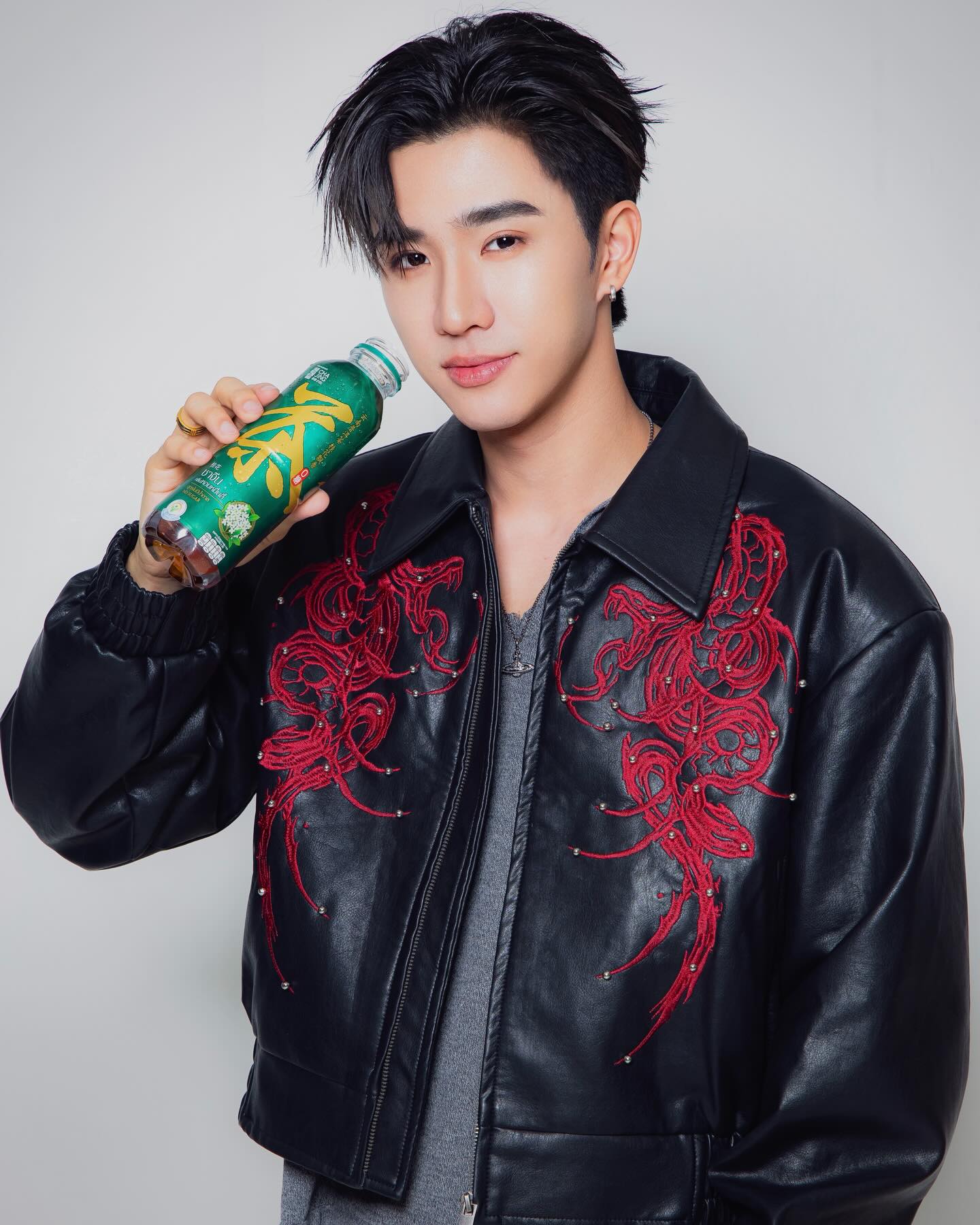 หอมมม ตั้งแต่จิบแรกที่ดื่ม 🫖🪭 “ชาจิง ชาจีน หอมหมื่นลี้”
ค้นพบความหอมแบบเพิร์ธได้แล้ววันนี้ที่ 7-Eleven ทุกสาขา

#ชาจิงชาจีน #CHAJING