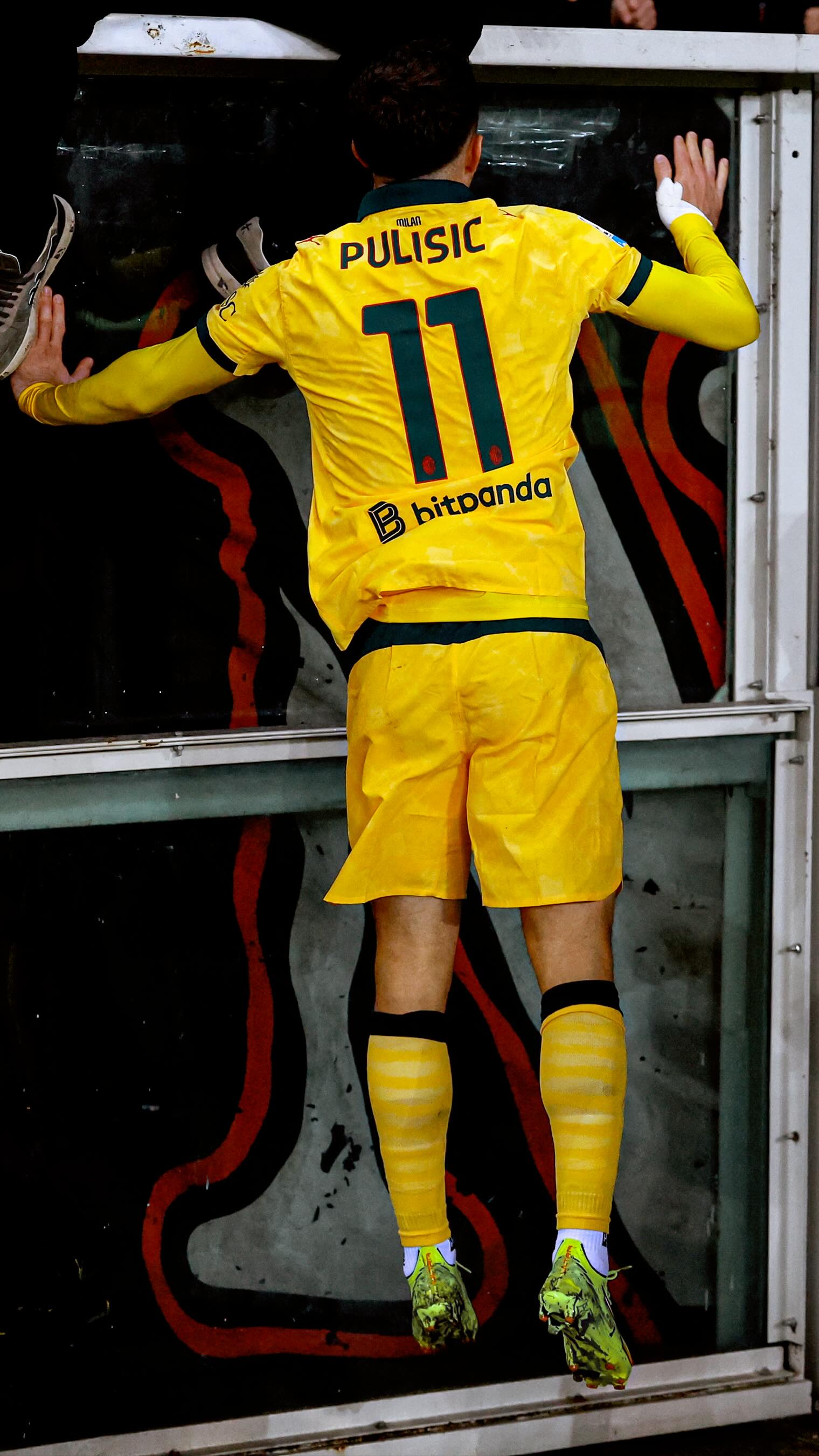 Chris’ brace completes the comeback!