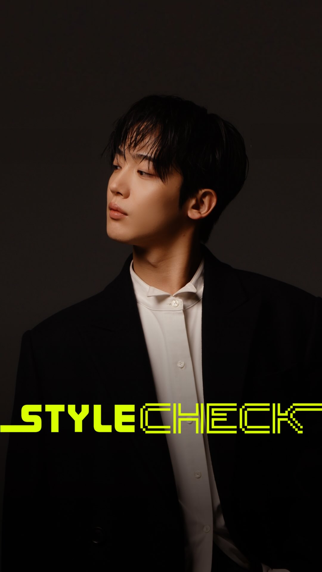 얼루어 화보 촬영장에서 만난 배우 김요한 스타일 췤 해볼게요! 이 완벽한 소화력 뭐죠..? 보면 볼수록 빠져드는 미모와 눈빛은 또 어떻고요🤭❤️

EDITOR | 황선미 
VIDEO | 조정환 
STYLISTㅣ이한욱
HAIRㅣ이혜영
MAKEUPㅣ김지현

#김요한 #제4차사랑혁명 #위아이 #kimyohan #loveexe #wei @y_haa.n