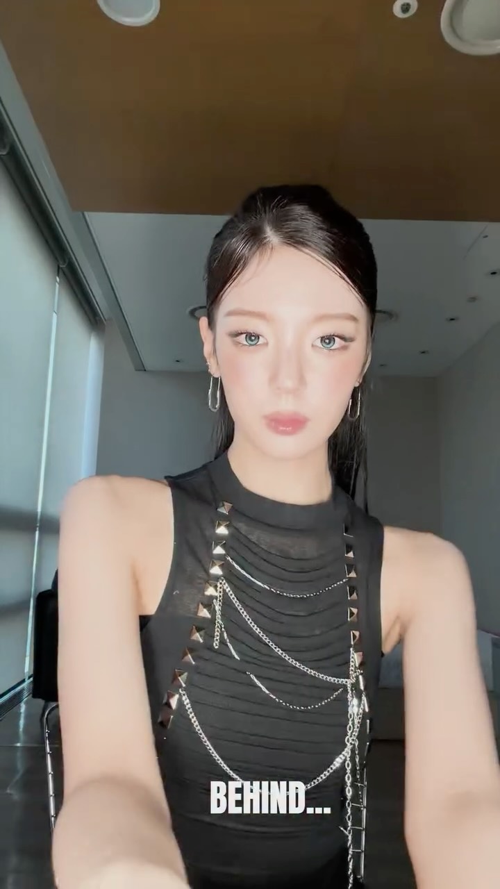 👀⋰˚✩ ⓃⒼ behind

#ITZY #MIDZY 
#YEJI #예지
#LIA #리아
#ITZY_TUNNELVISION
#ITZY_TNVS