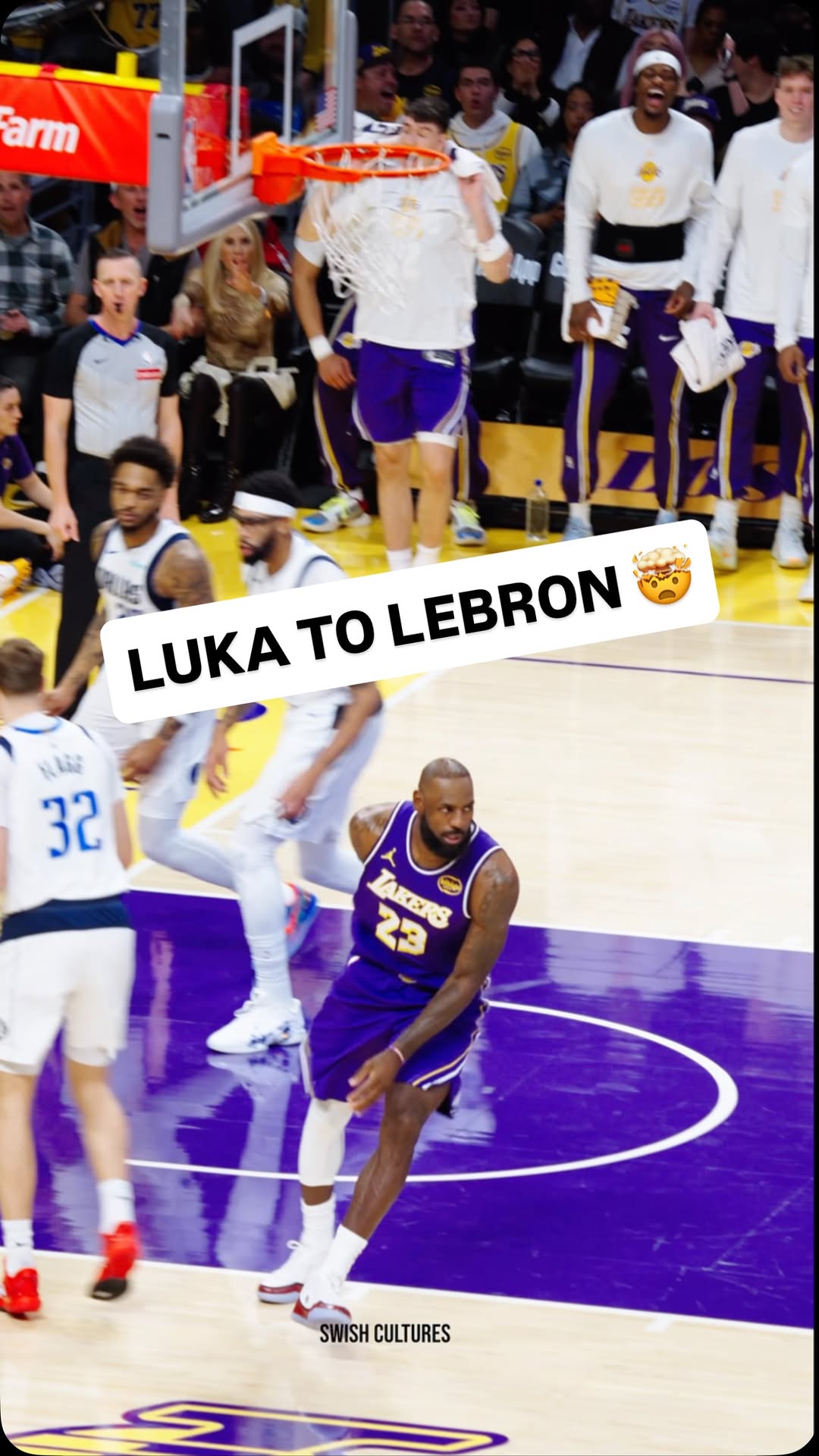 Luka Doncic look off lob to LeBron 🤯🔥Lebron turns 41 in less than a month

#nba #lakers #lalakers #lukadoncic #lebron