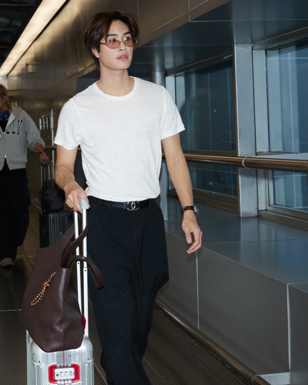 “เจมีไนน์ นรวิชญ์” พร้อมออกเดินทางเพื่อเข้าร่วมงาน Chanel Métiers D’art 2025/26 Show ในวันที่ 2 ธันวาคมนี้ ณ นครนิวยอร์ก สหรัฐอเมริกา แฟนๆ รอติดตามรับชมภาพกันได้เลยค่ะ

Ready for #CHANELMETIERSDART Show in NYC!

#CHANEL #CHANELSHOW
#Gemini_NT
#GMMTV