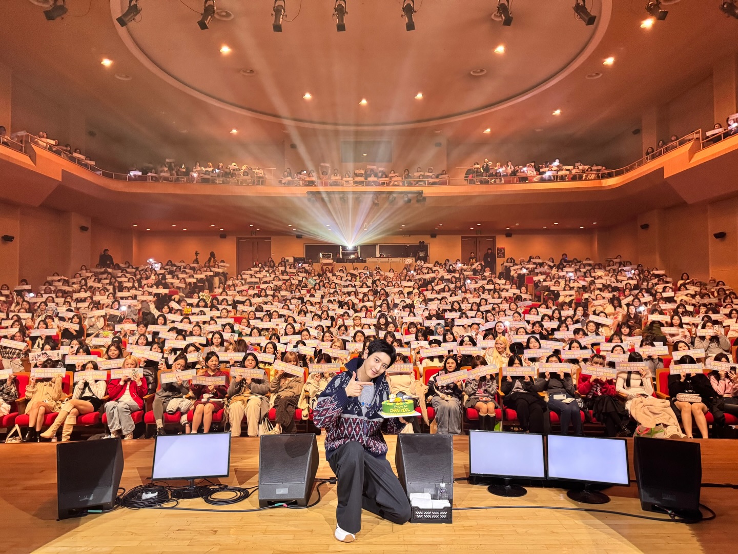 2025 CHANYEOL B-day PARTY [FALLING FOR CHANYEOL] 🎉
 
#CHANYEOL #찬열 @real__pcy 
#EXO #엑소 #weareoneEXO 
#FALLING_FOR_CHANYEOL