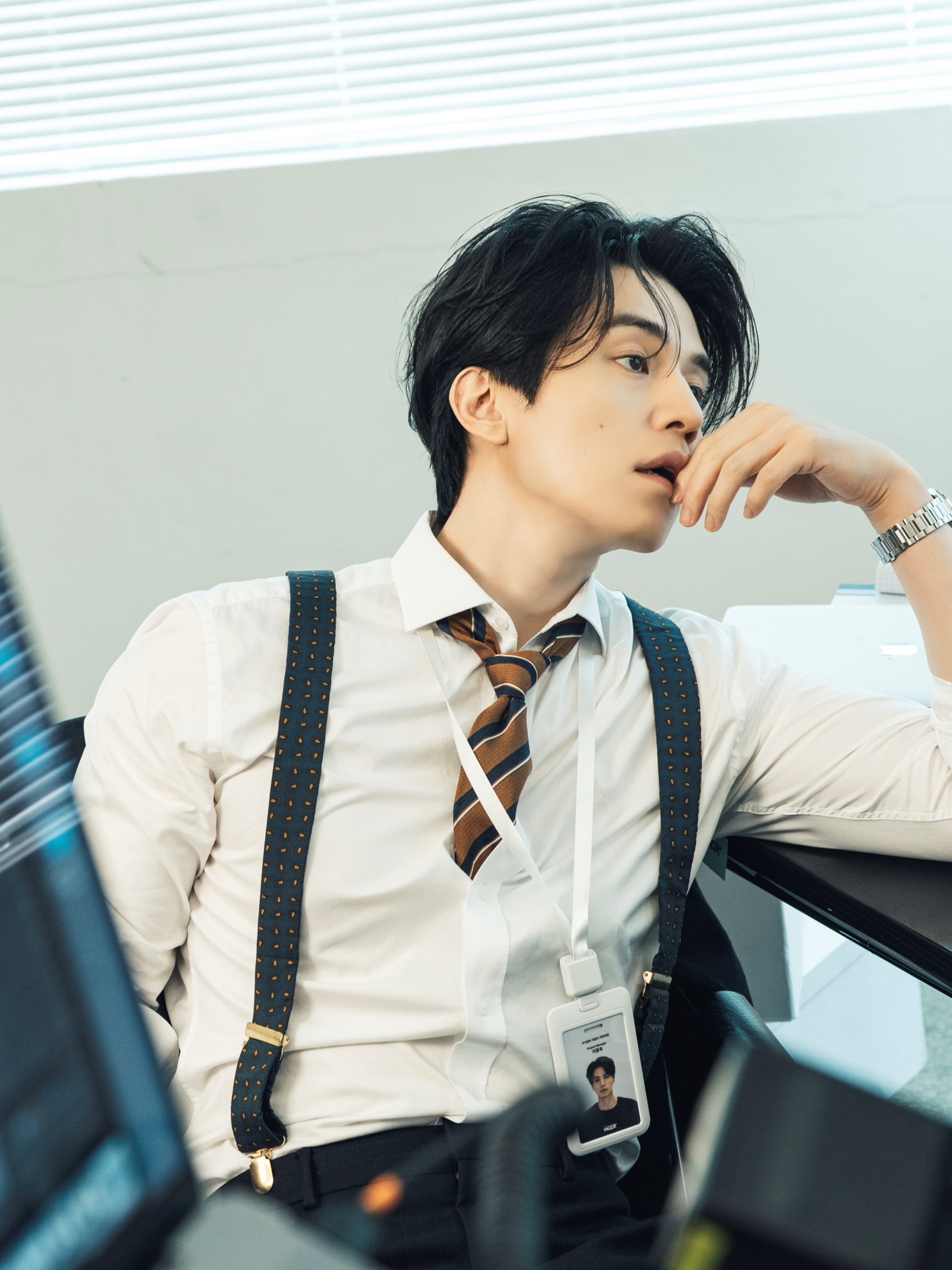 | #이동욱

𝗟𝗘𝗘 𝗗𝗢𝗡𝗚 𝗪𝗢𝗢𝗞 𝟮𝟬𝟮𝟲 𝗦𝗘𝗔𝗦𝗢𝗡’𝗦 𝗚𝗥𝗘𝗘𝗧𝗜𝗡𝗚𝗦 
𝗖𝗢𝗠𝗣𝗔𝗡𝗬 𝗪𝗢𝗢𝗞 
프로젝트 중간 보고📋

블로그 보러 가기 🔗 https://blog.naver.com/kkbyss/224091385162
(or Link in Bio ✔)

🗓️ 예약 판매 일정
~ 2025.12.03(WED) 11:59AM (KST)

#이동욱 #LeeDongWook
#2026시즌그리팅 #2026_SEASONS_GREETINGS
#COMPANY_WOOK