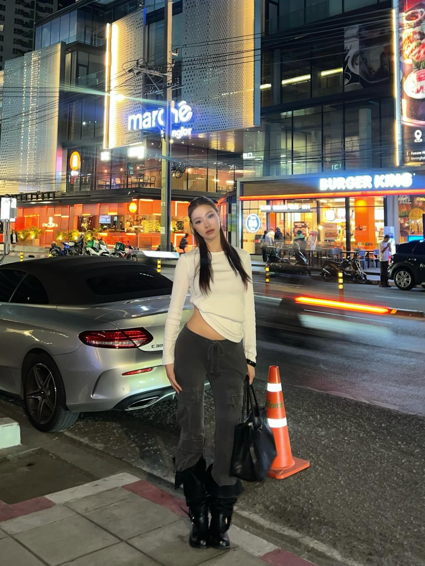 𝙃𝙖𝙥𝙥𝙮𝙈𝙤𝙢𝙚𝙣𝙩◡̈°